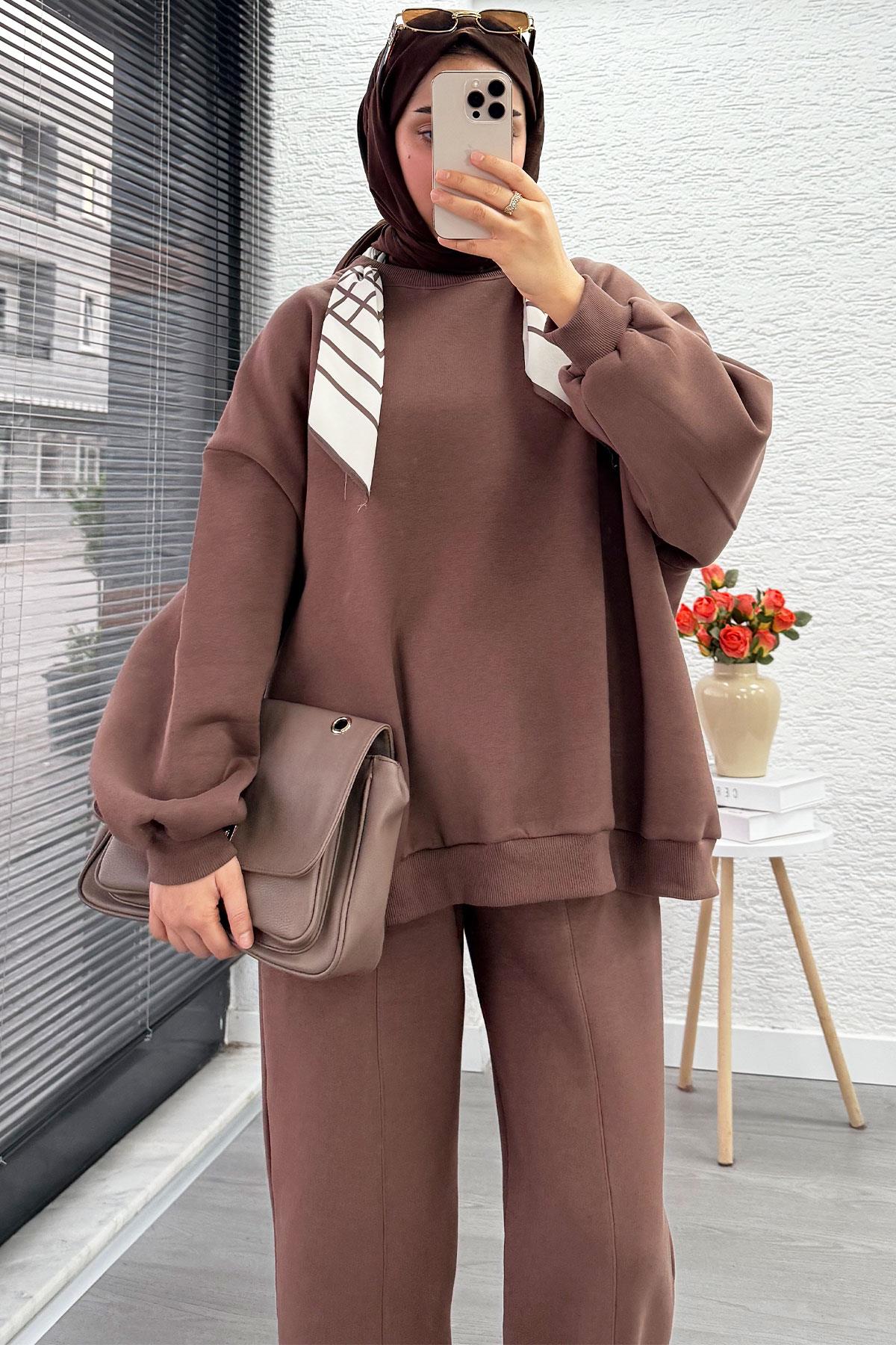 Fular Detaylı Oversize Üç İplik Jardaolu Sweat Takım – Sütlü Kahve