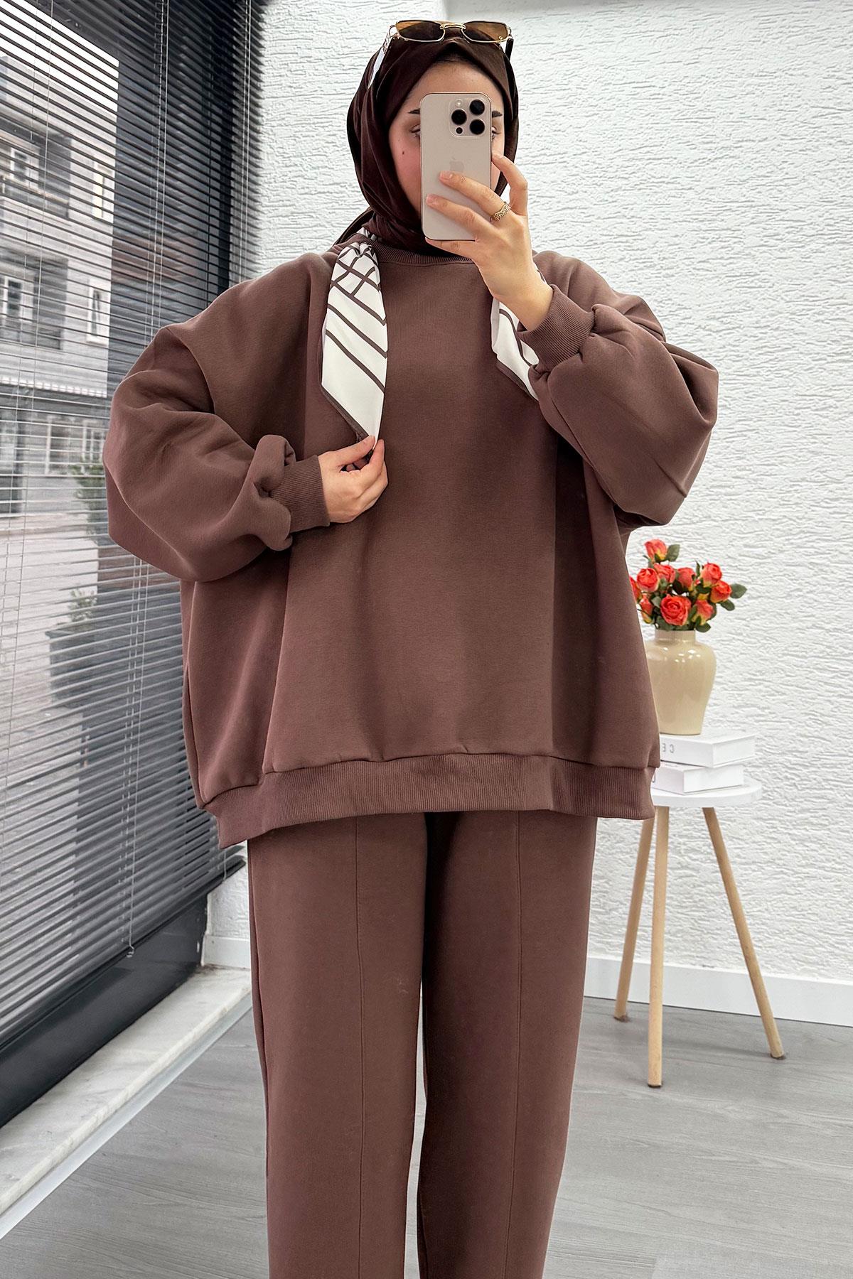 Fular Detaylı Oversize Üç İplik Jardaolu Sweat Takım – Sütlü Kahve