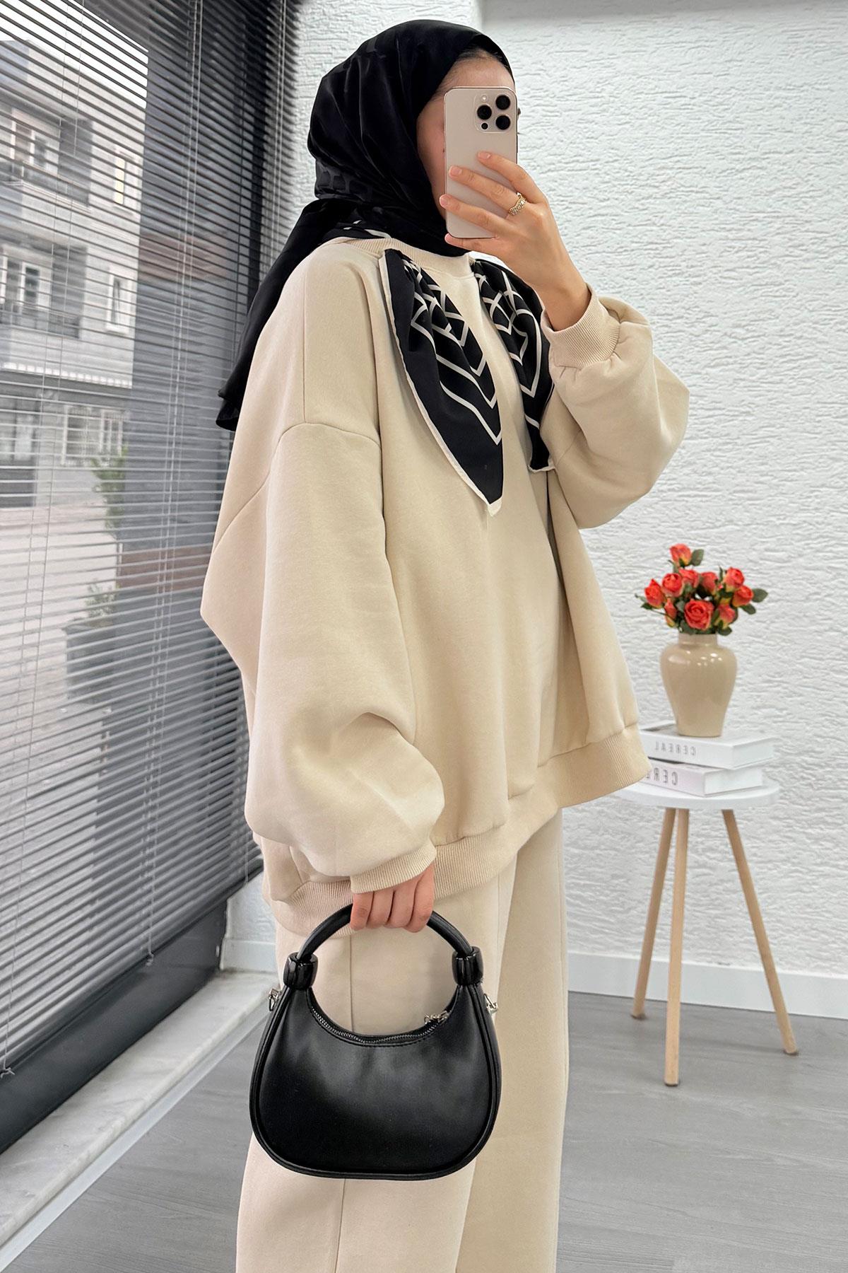 Fular Detaylı Oversize Üç İplik Jardaolu Sweat Takım – Krem