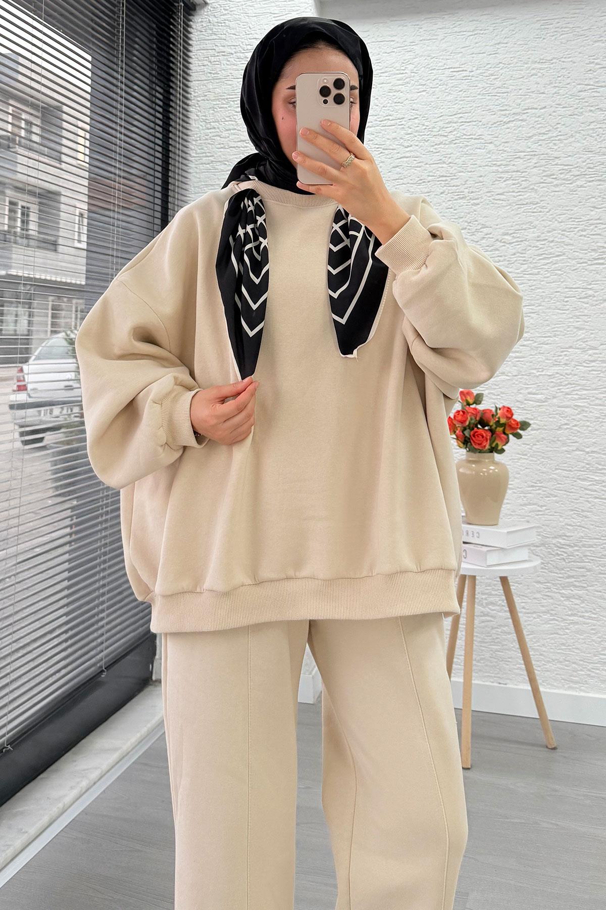 Fular Detaylı Oversize Üç İplik Jardaolu Sweat Takım – Krem