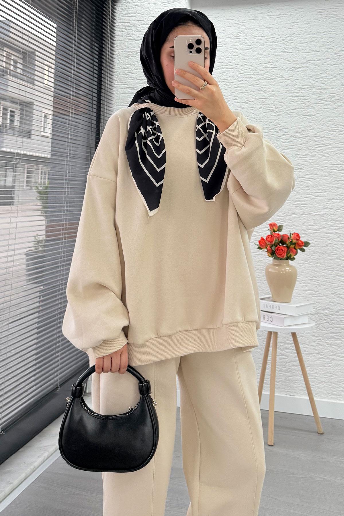 Fular Detaylı Oversize Üç İplik Jardaolu Sweat Takım – Krem