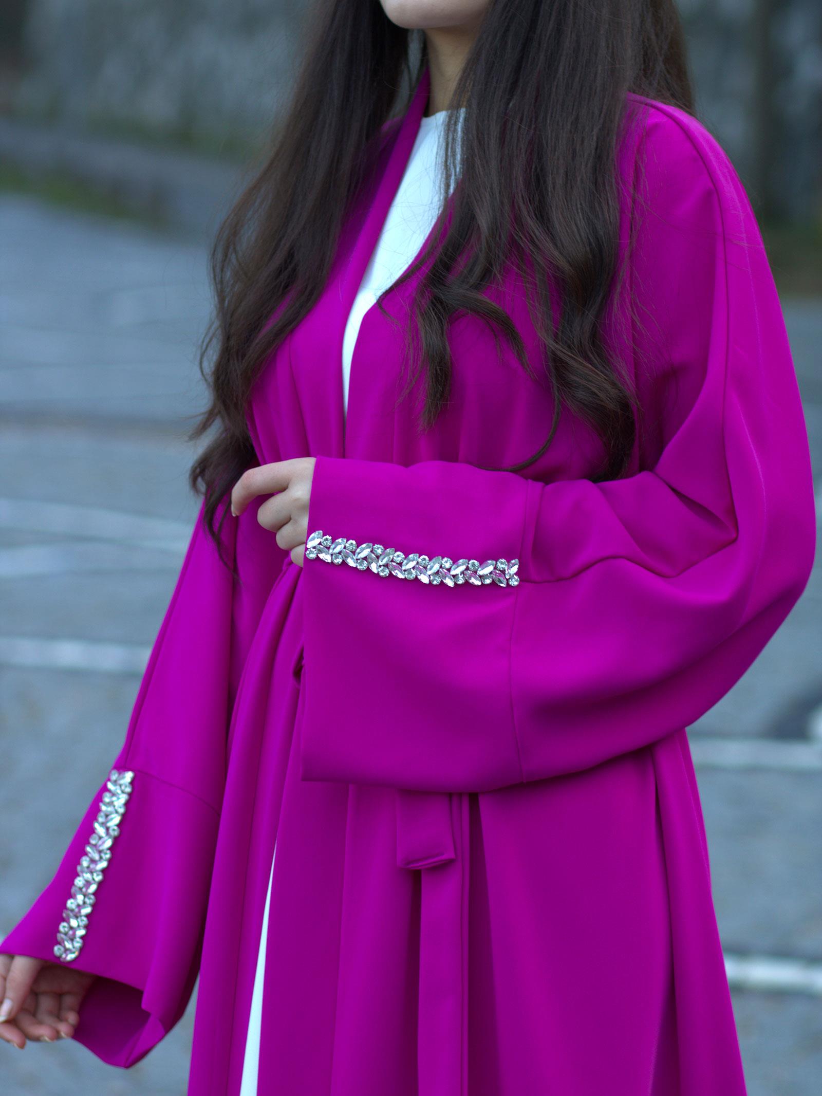 Fuşya Kolu Taşlı Ala Abaya