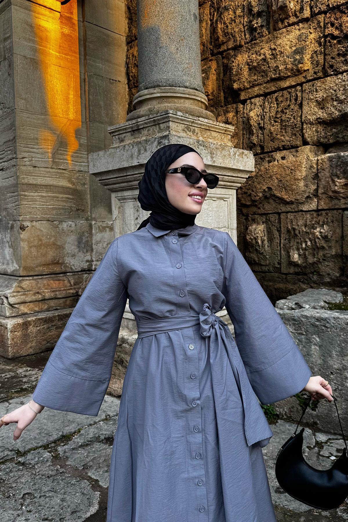 Geniş Kemerli Gömlek Elbise-Gri