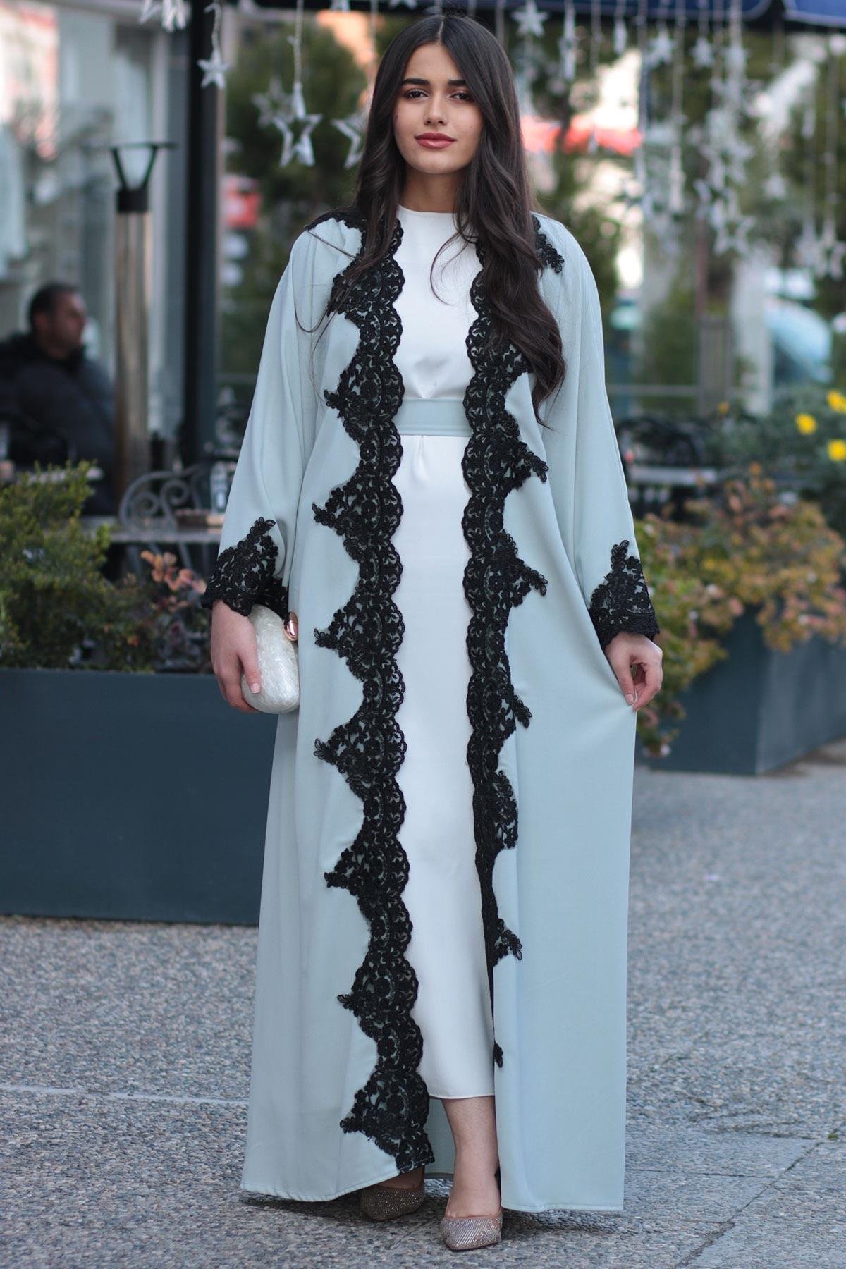 Gri Güpür Detaylı Abaya