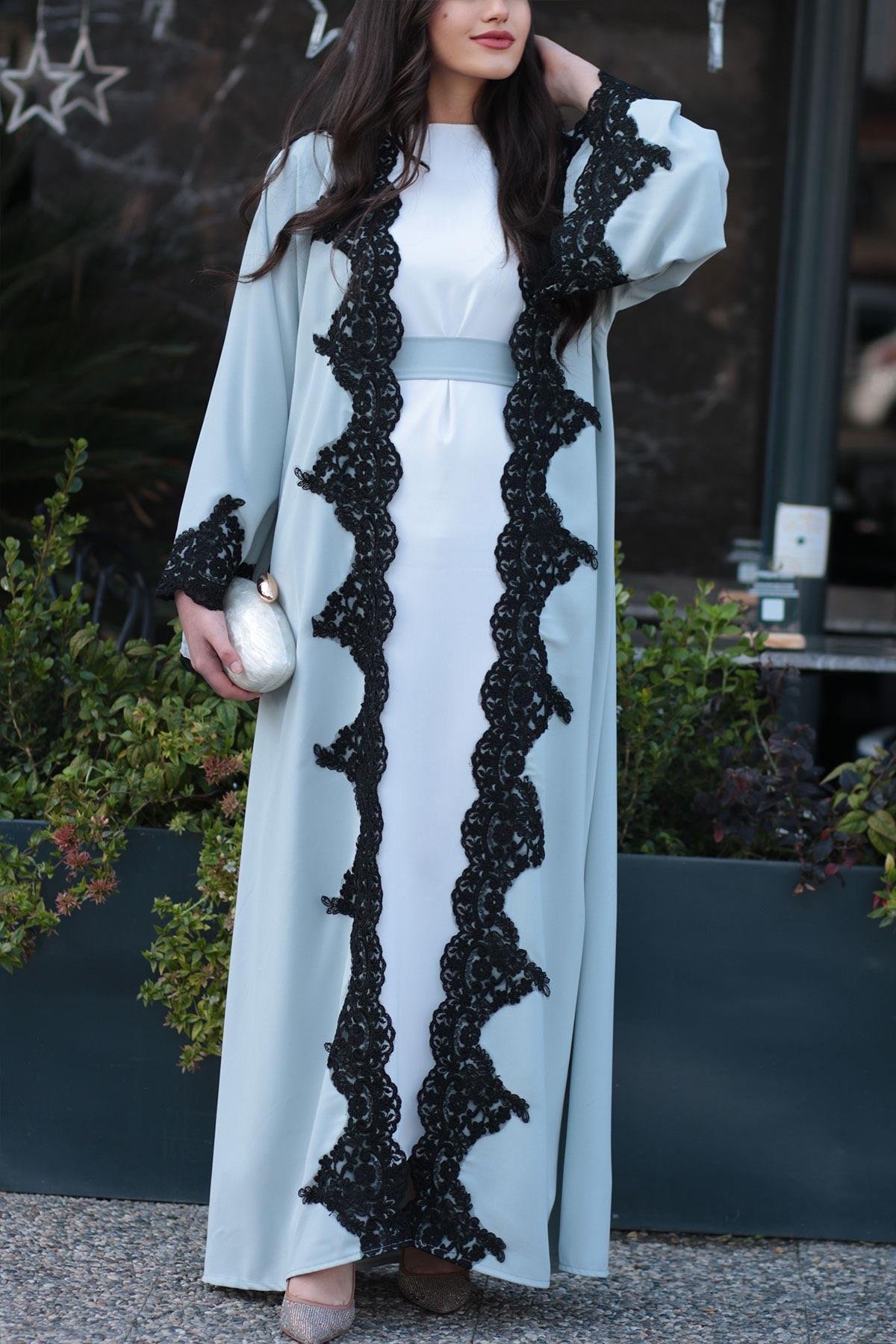 Gri Güpür Detaylı Abaya