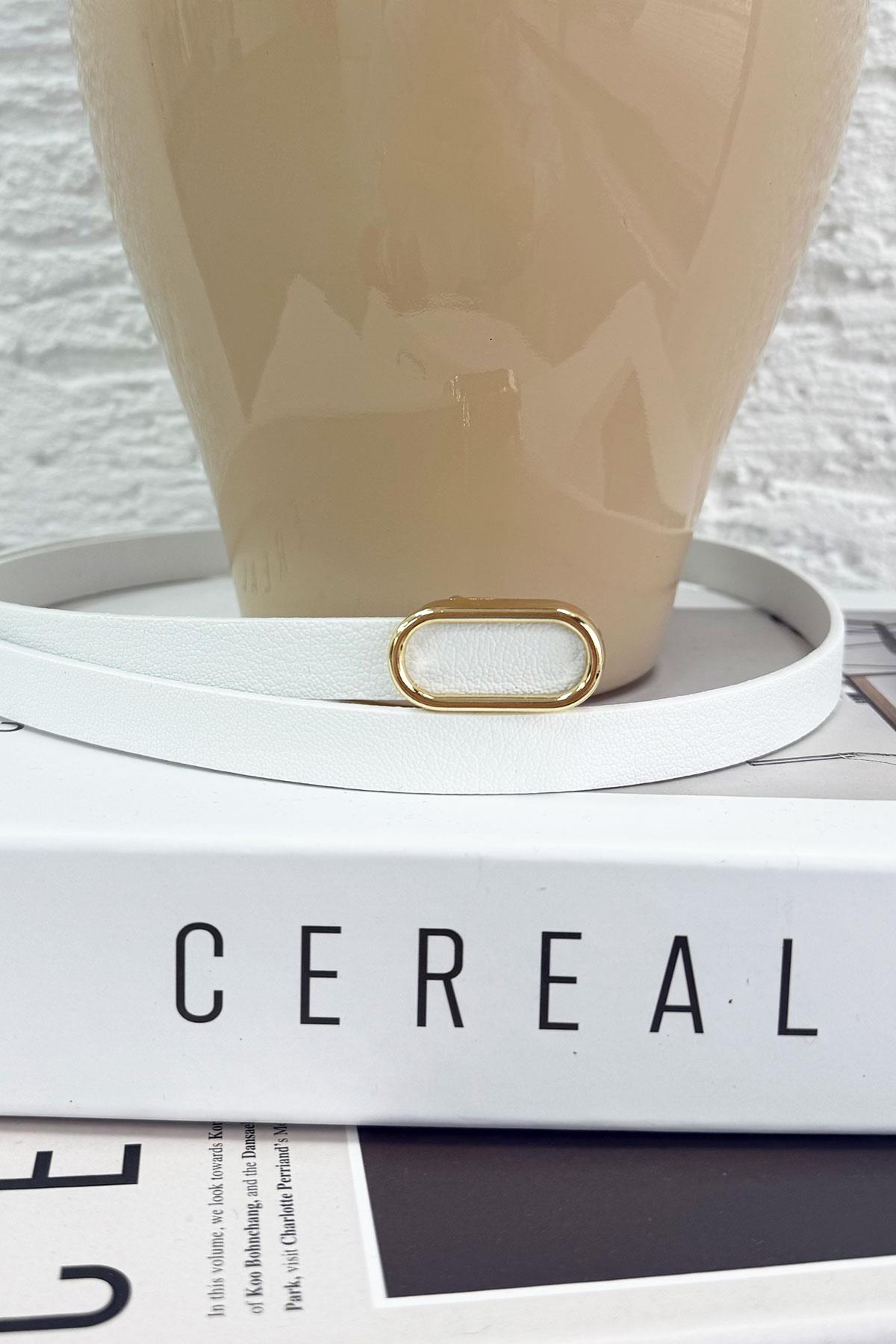 İnce Oval Tokalı Minimal Kadın Deri Kemer – Beyaz