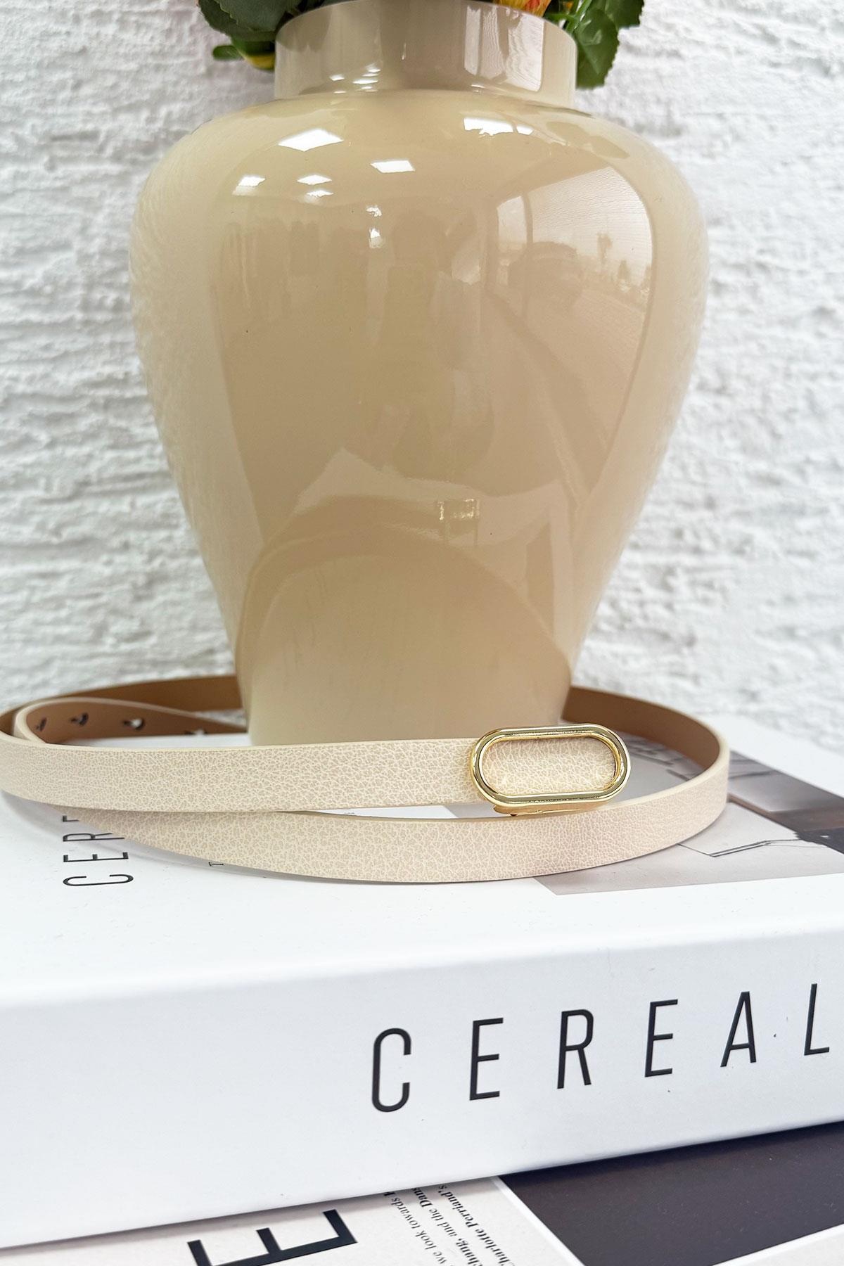 İnce Oval Tokalı Minimal Kadın Deri Kemer – Krem