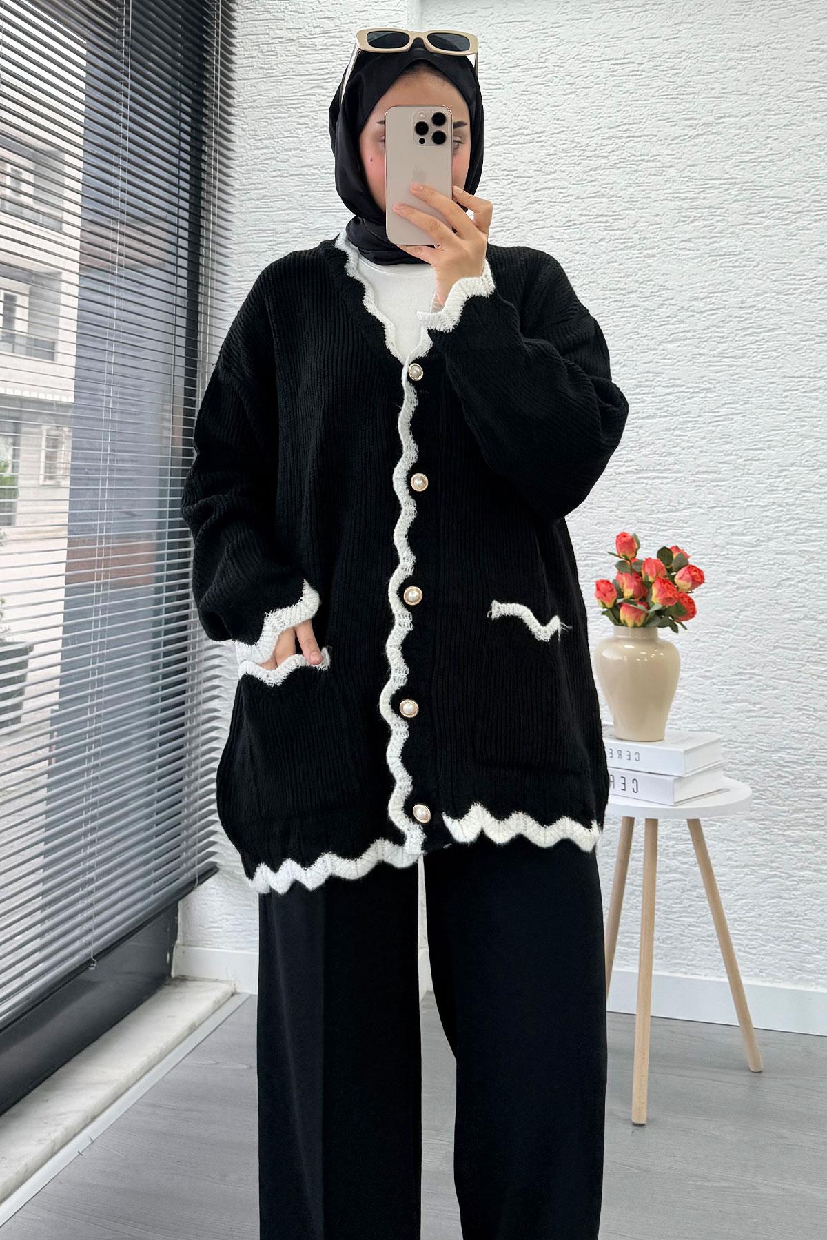 İnci Düğmeli Oversize Triko Hırka – Siyah