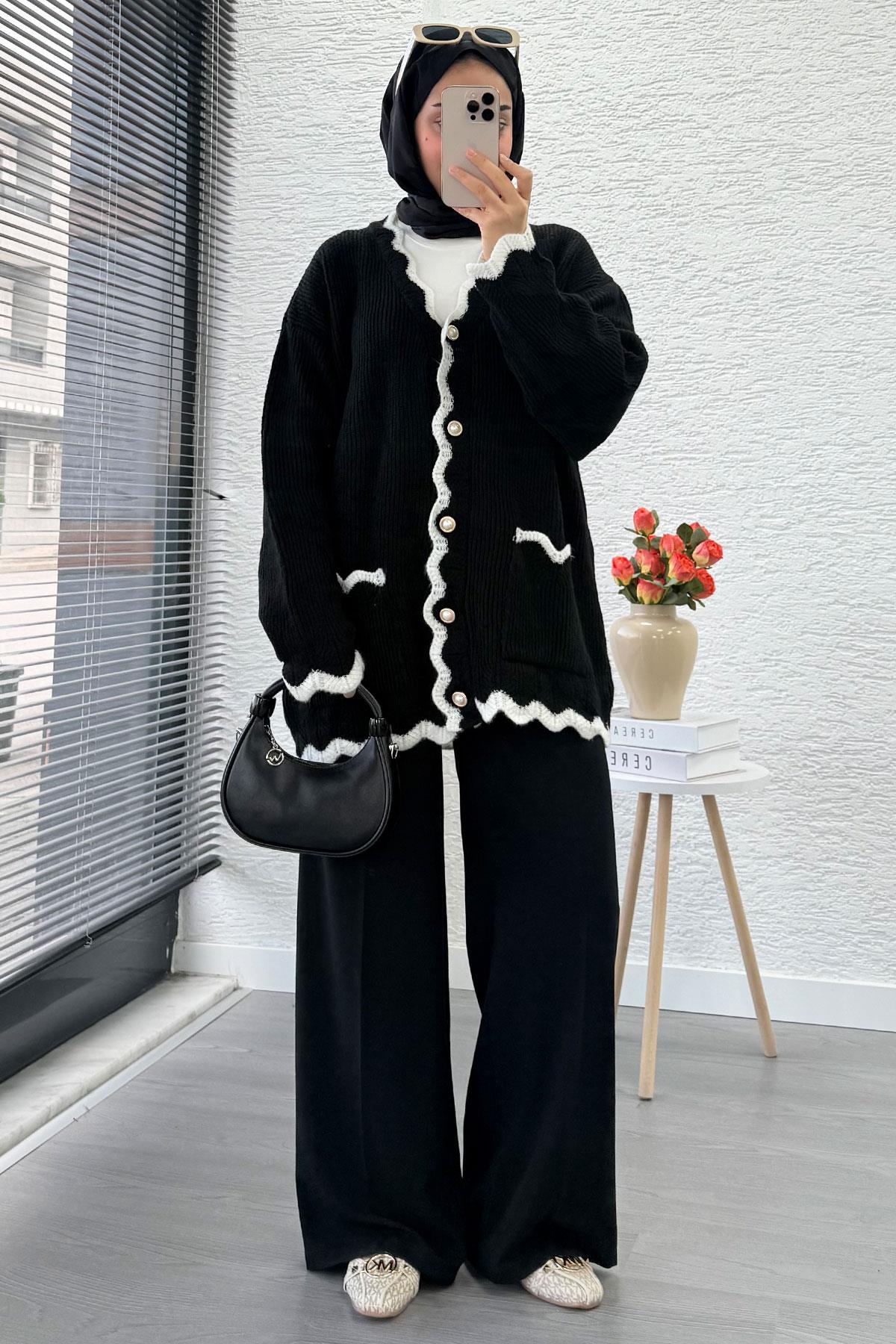 İnci Düğmeli Oversize Triko Hırka – Siyah