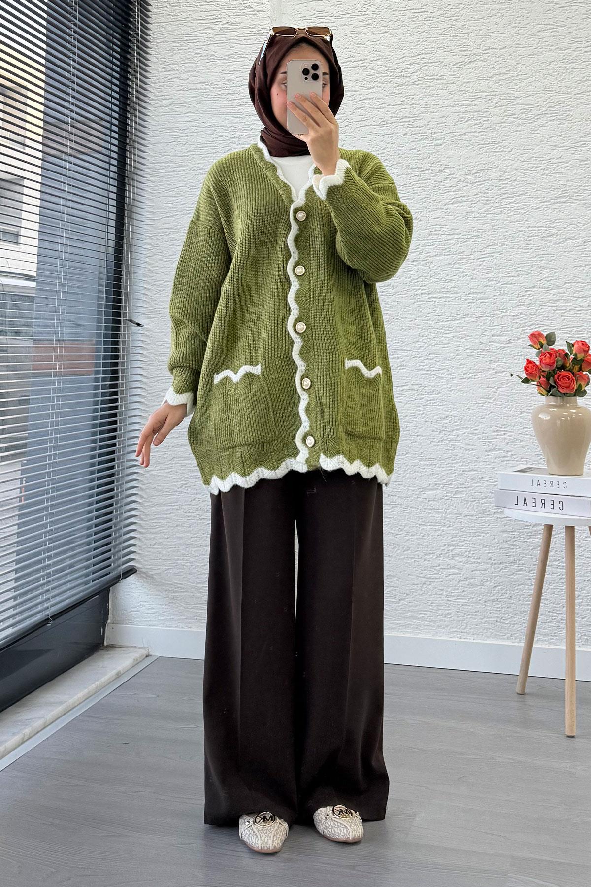 İnci Düğmeli Oversize Triko Hırka – Yağ Yeşili