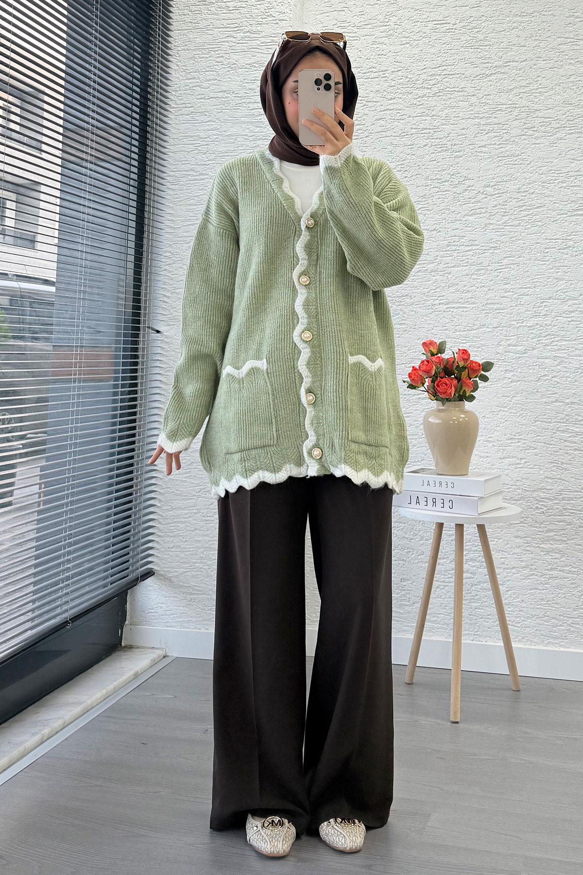 İnci Düğmeli Oversize Triko Hırka – Yeşil