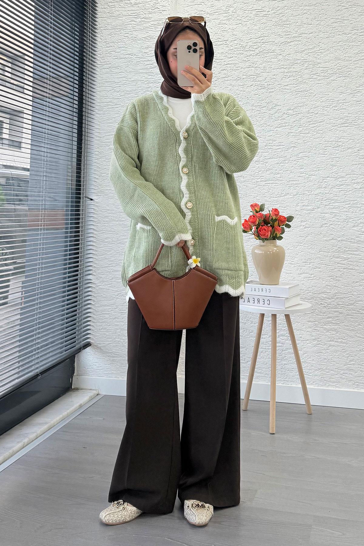 İnci Düğmeli Oversize Triko Hırka – Yeşil