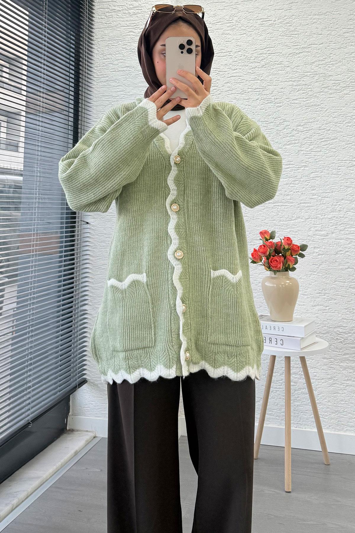 İnci Düğmeli Oversize Triko Hırka – Yeşil