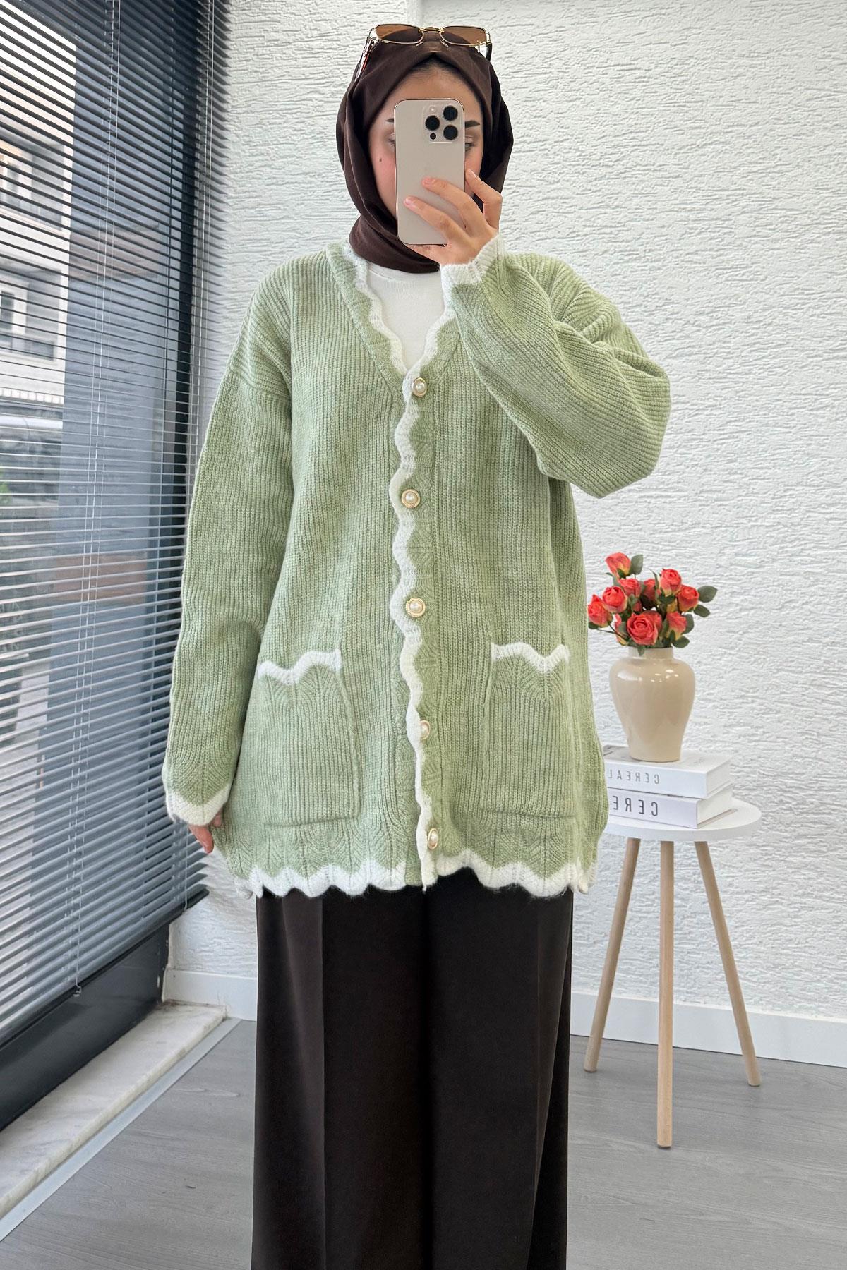 İnci Düğmeli Oversize Triko Hırka – Yeşil