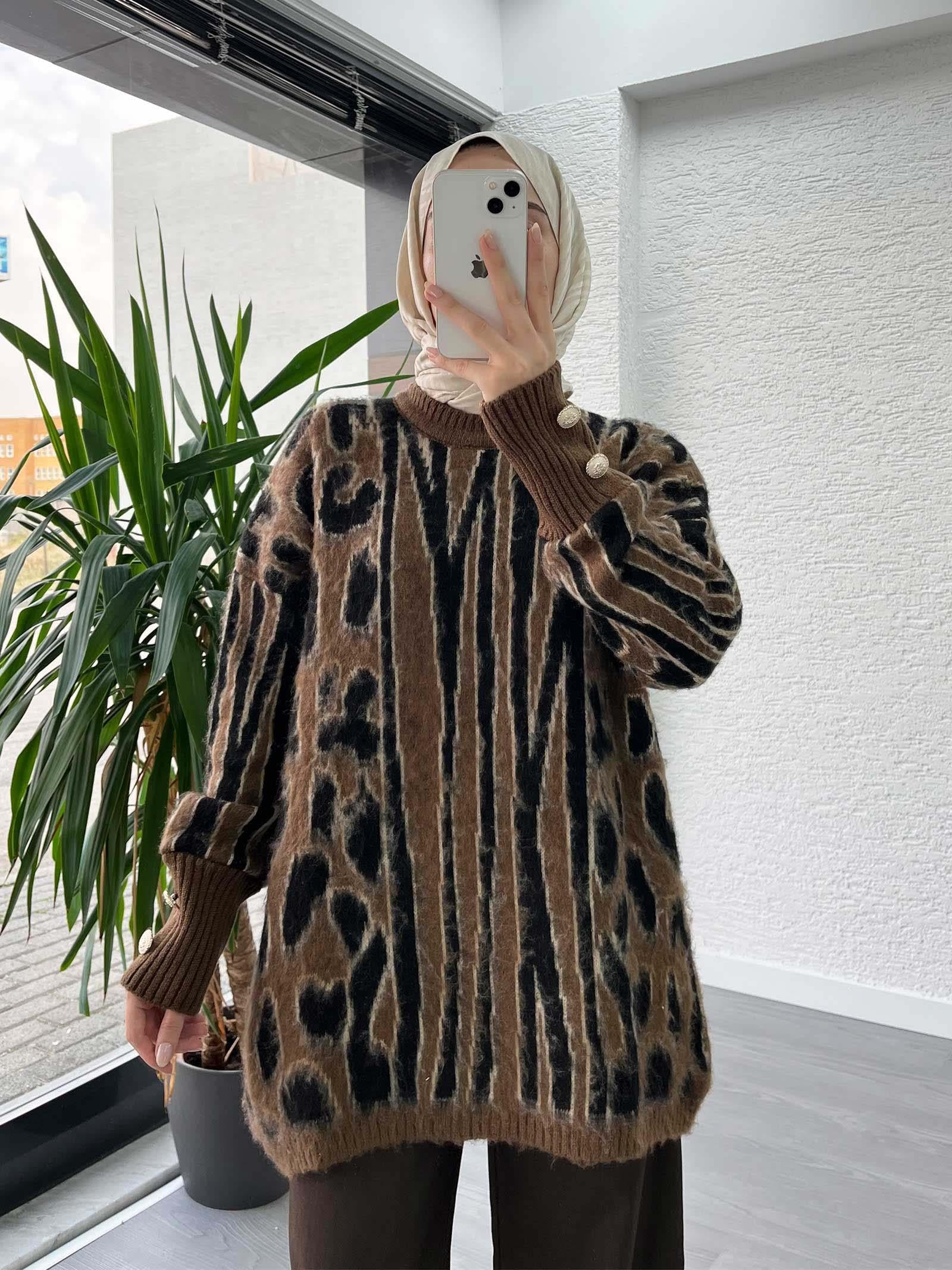 Kadın Leopar Desenli Kahve Yumuşak Kazak
