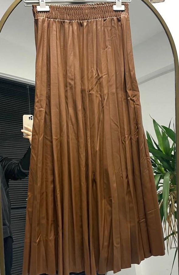 Kahve Pileli Deri Etek