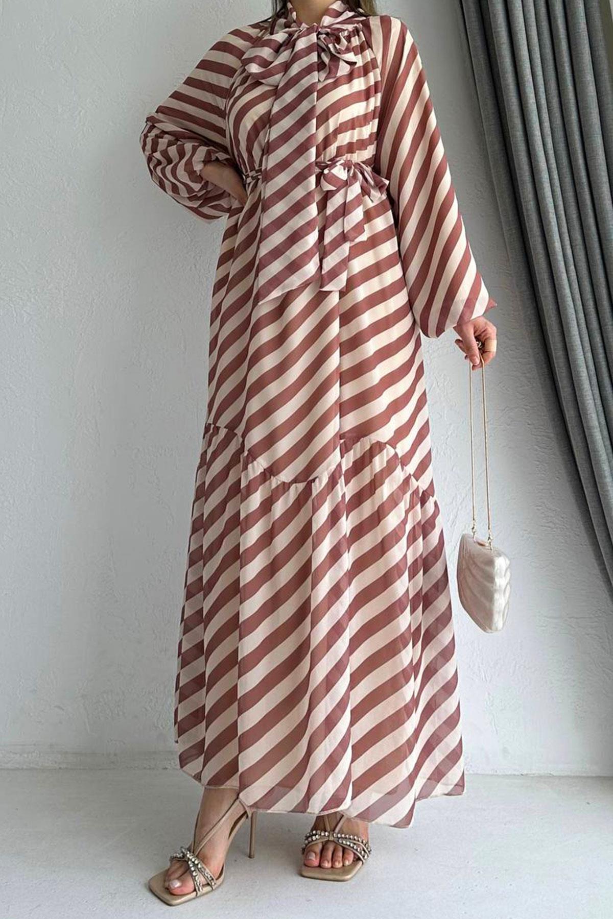 Kahverengi Ahu Çizgili Şifon Elbise 