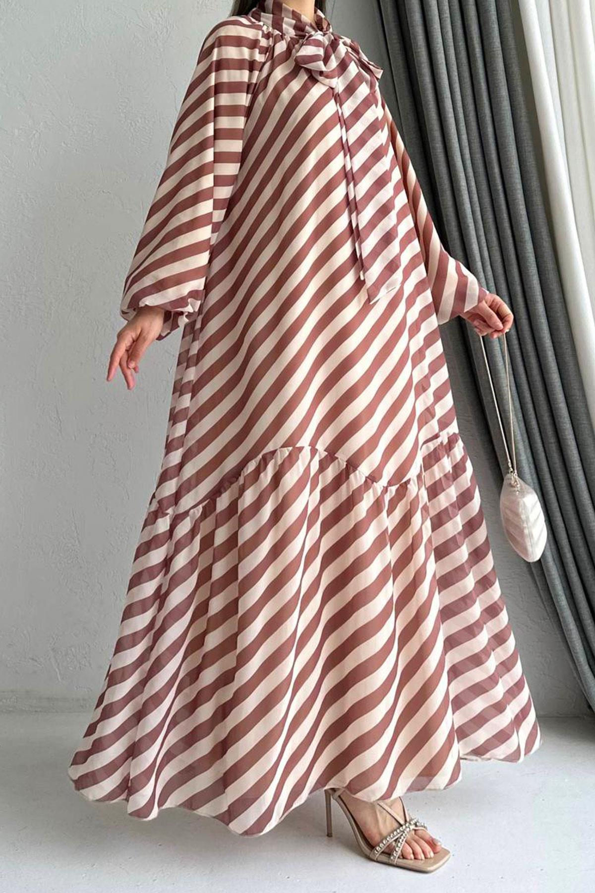 Kahverengi Ahu Çizgili Şifon Elbise 