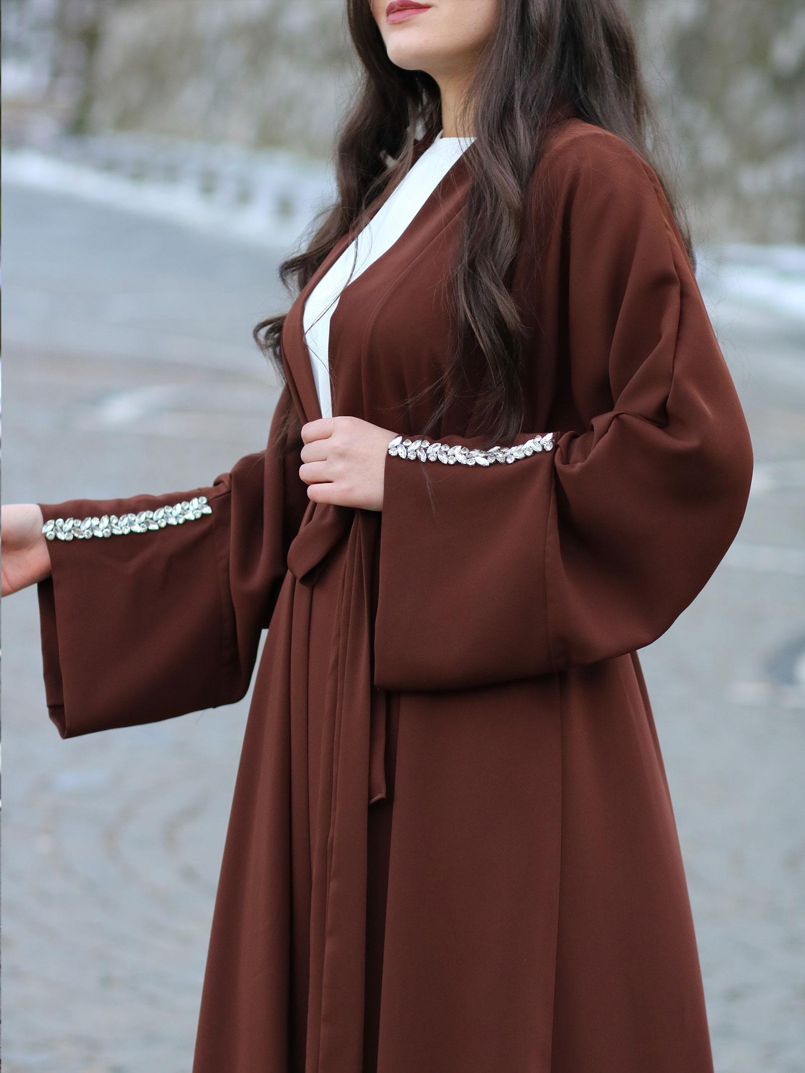 Kahverengi Kolu Taşlı Ala Abaya