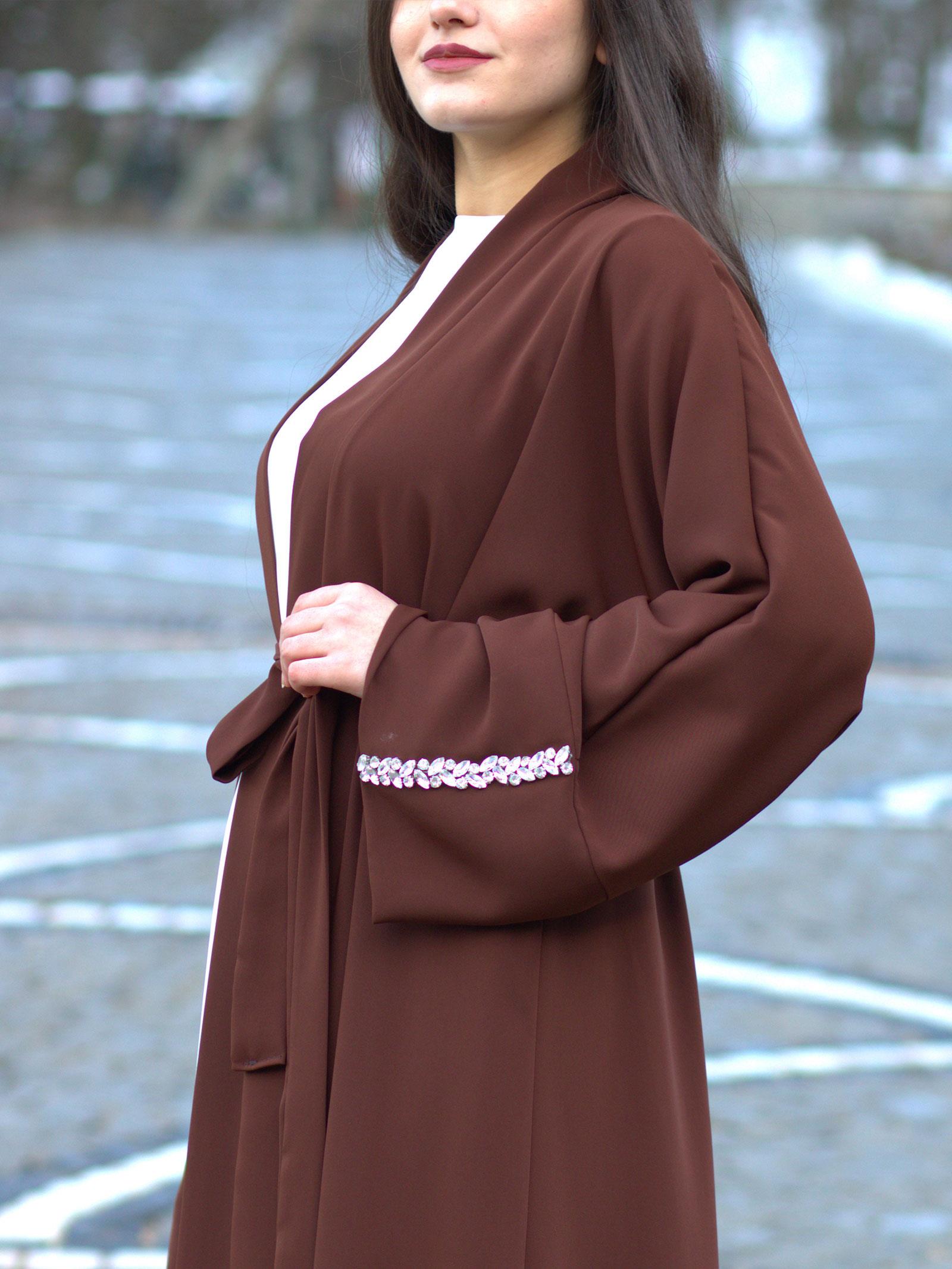 Kahverengi Kolu Taşlı Ala Abaya