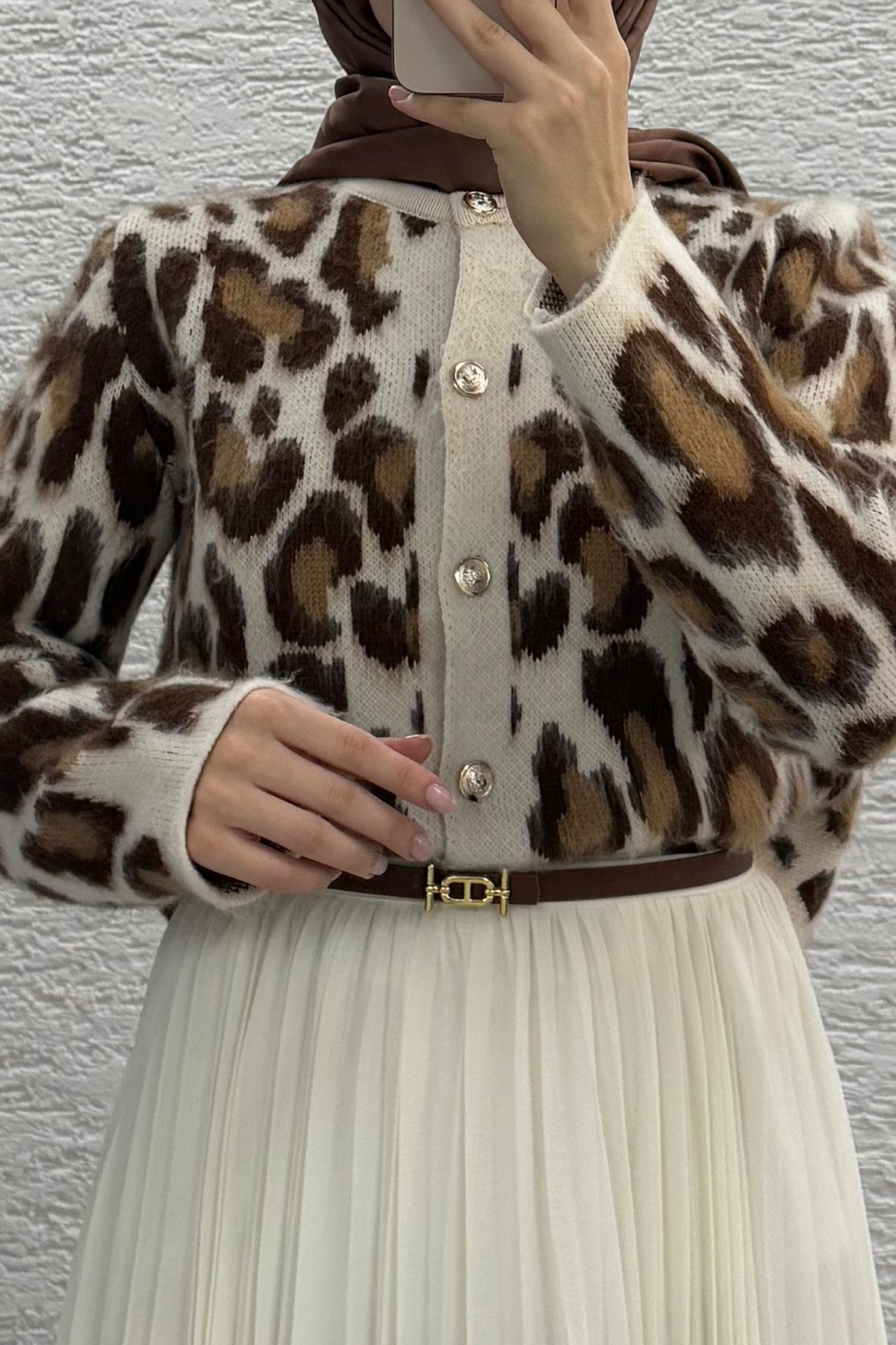 Kahverengi Leopar Desenli Kadın Hırka