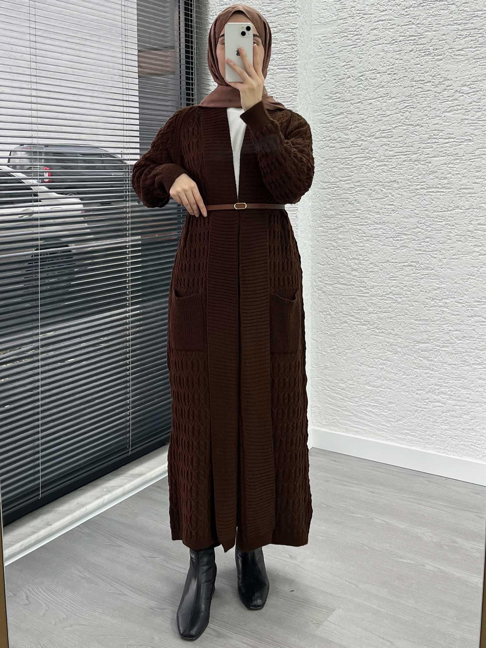 Kahverengi Örgü Desenli Uzun Triko Hırka