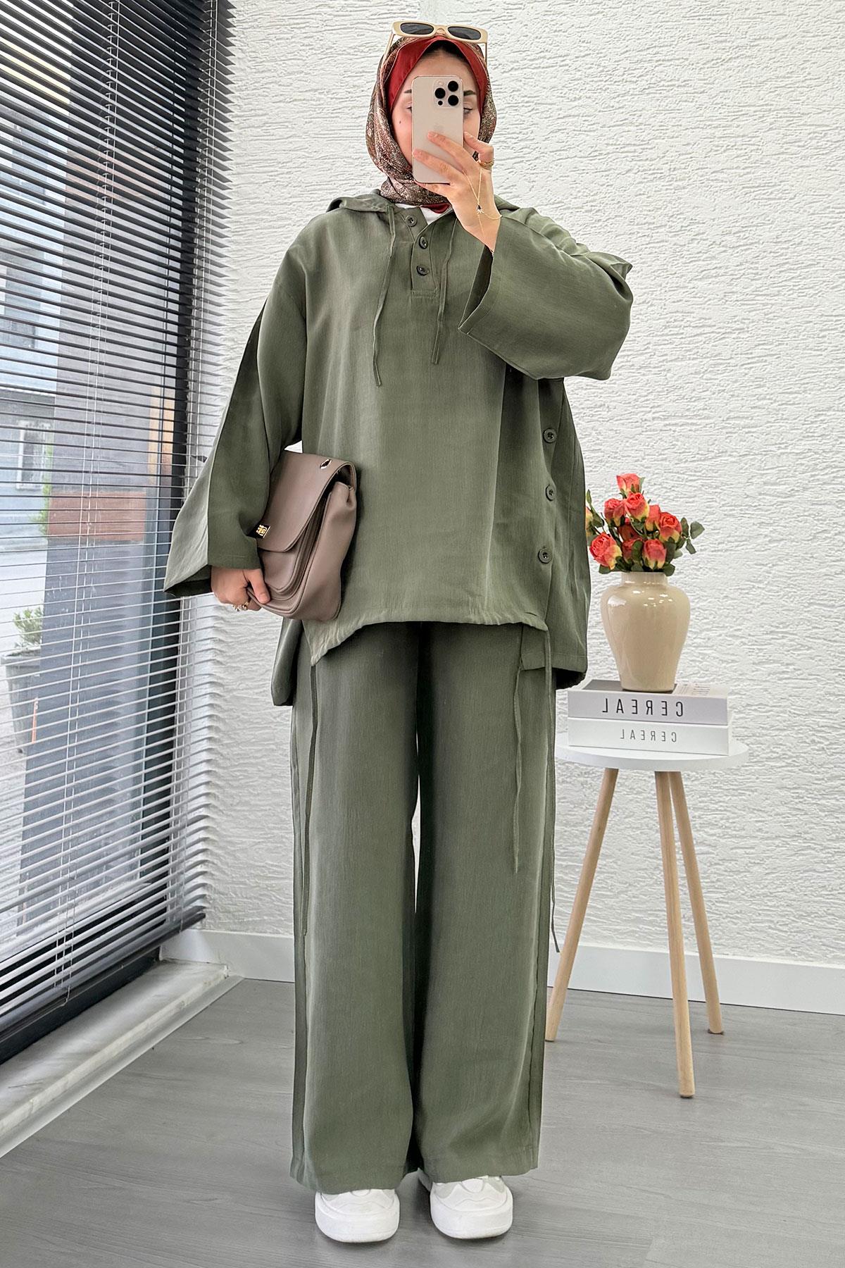 Kapüşonlu Düğme Detaylı Kadın İkili Takım -Haki