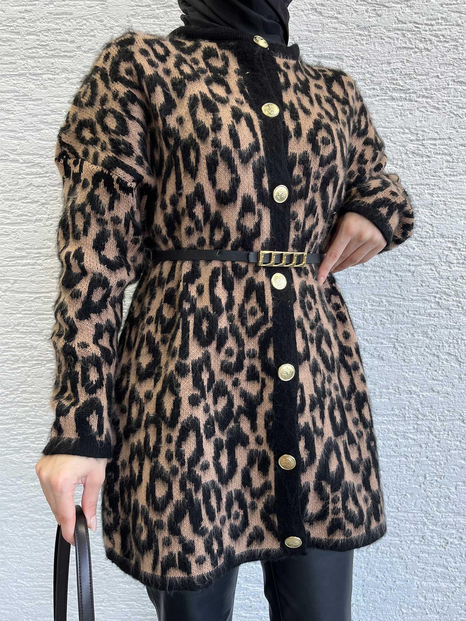 Kısa Leopar Desenli Hırka