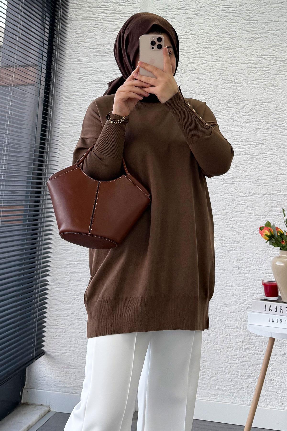 Kolu Düğme Detaylı Merserize Kadın Tunik – Kahverengi