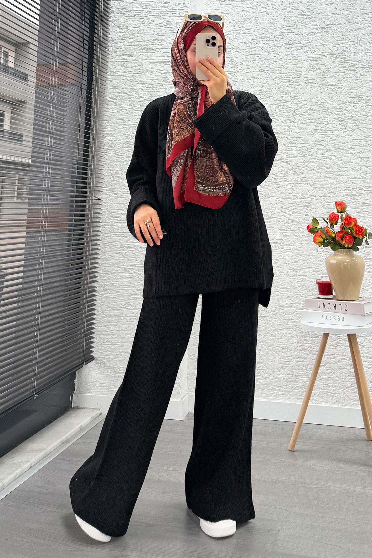 Kolu Katlı Yırtık Detaylı Tasarım Triko Takım – Siyah