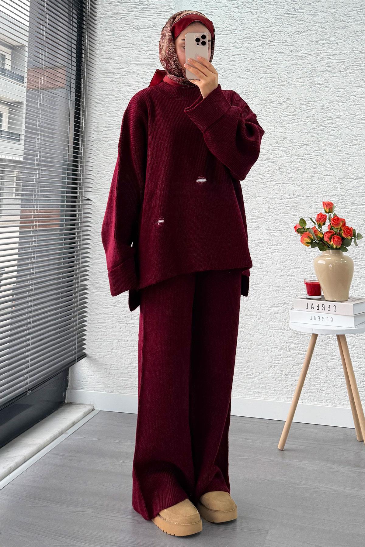 Kolu Katlı Yırtık Detaylı Tasarım Triko Takım – Bordo