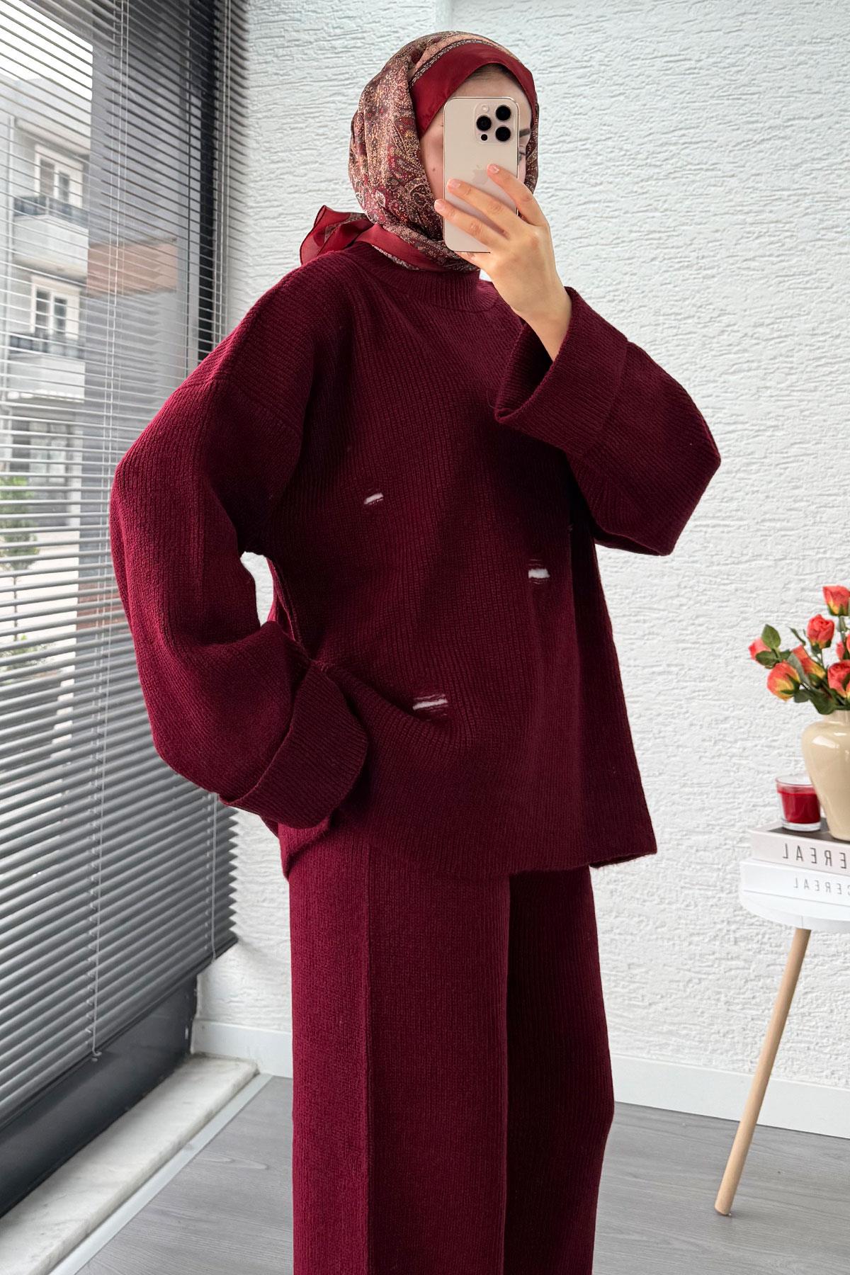 Kolu Katlı Yırtık Detaylı Tasarım Triko Takım – Bordo