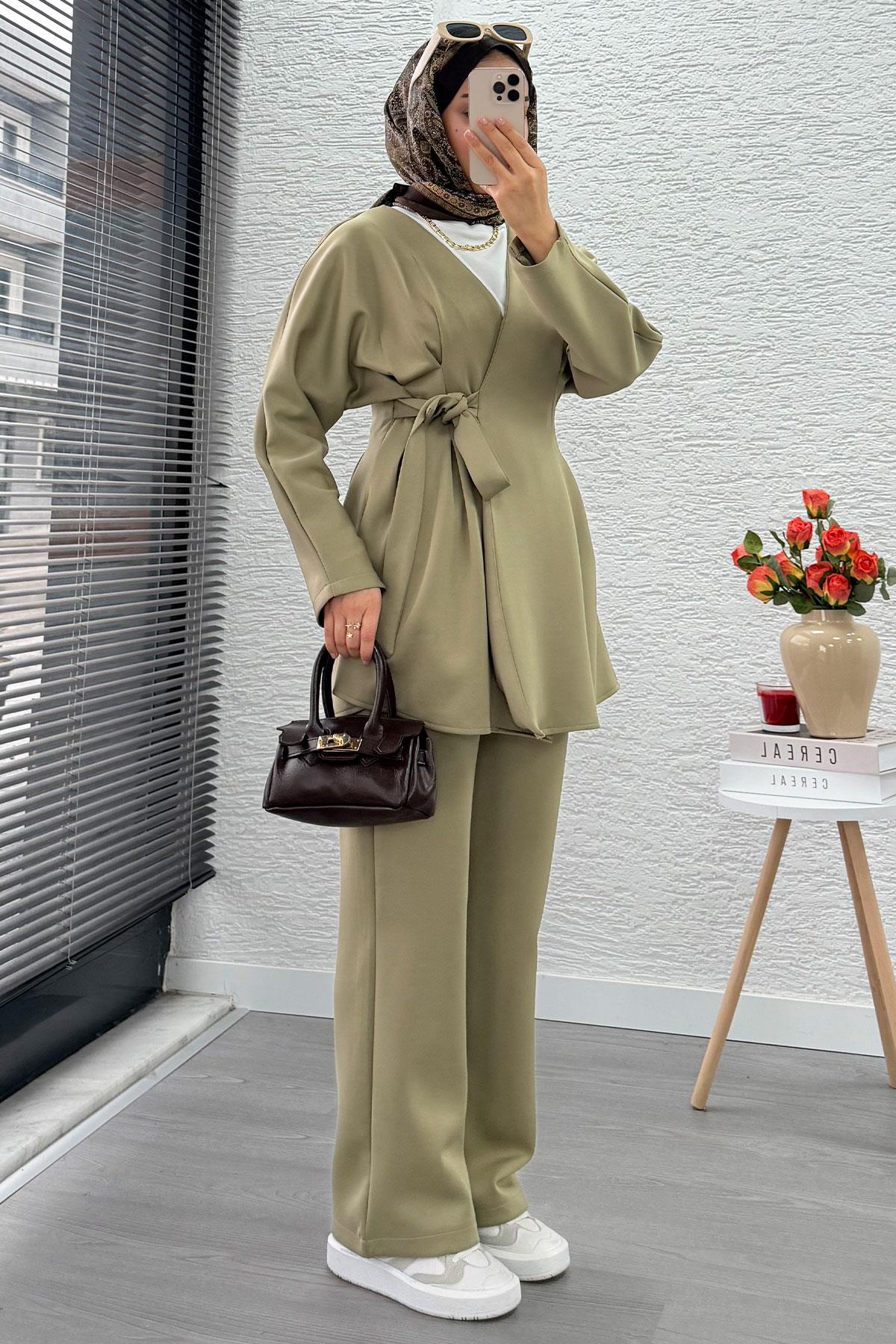 Kruvaze Yaka Pensli Tasarım Scuba Takım - Yeşil