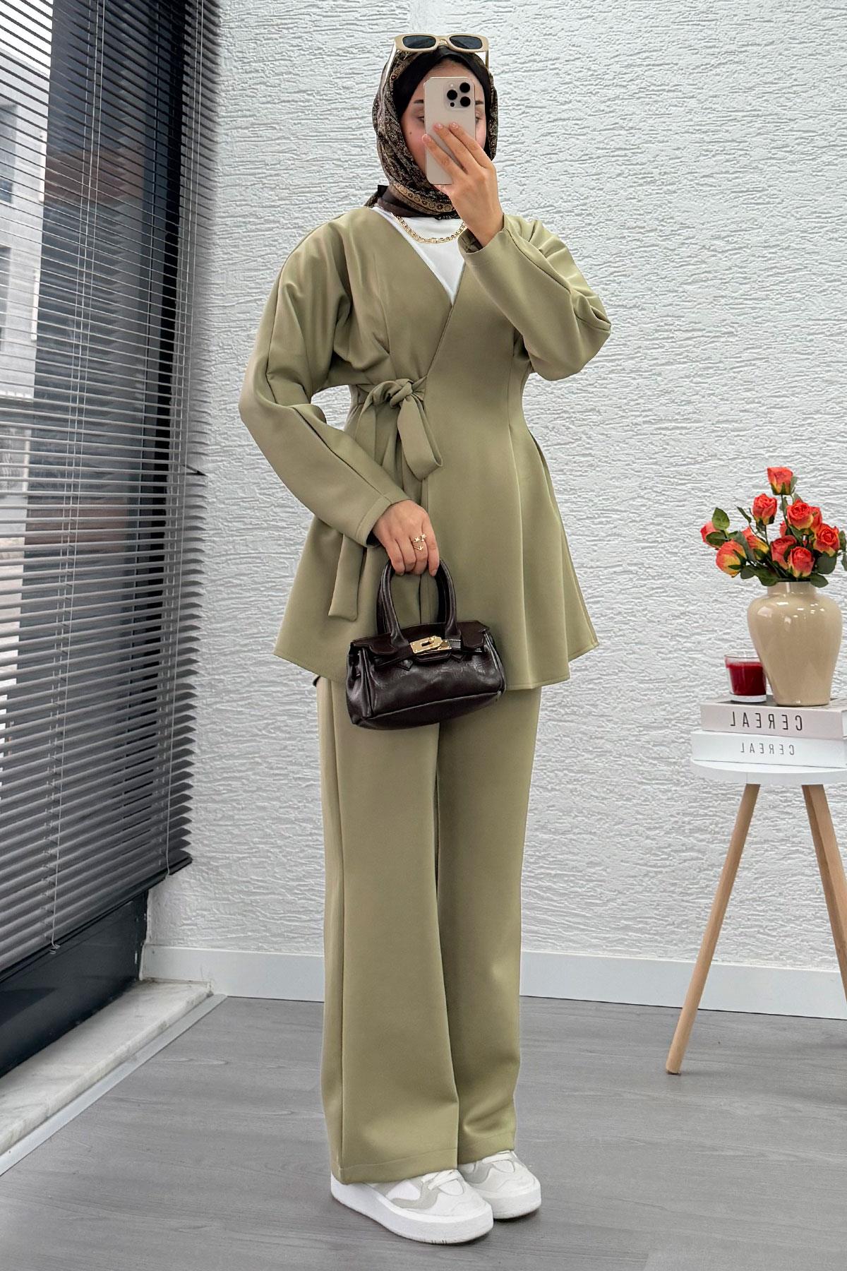 Kruvaze Yaka Pensli Tasarım Scuba Takım - Yeşil