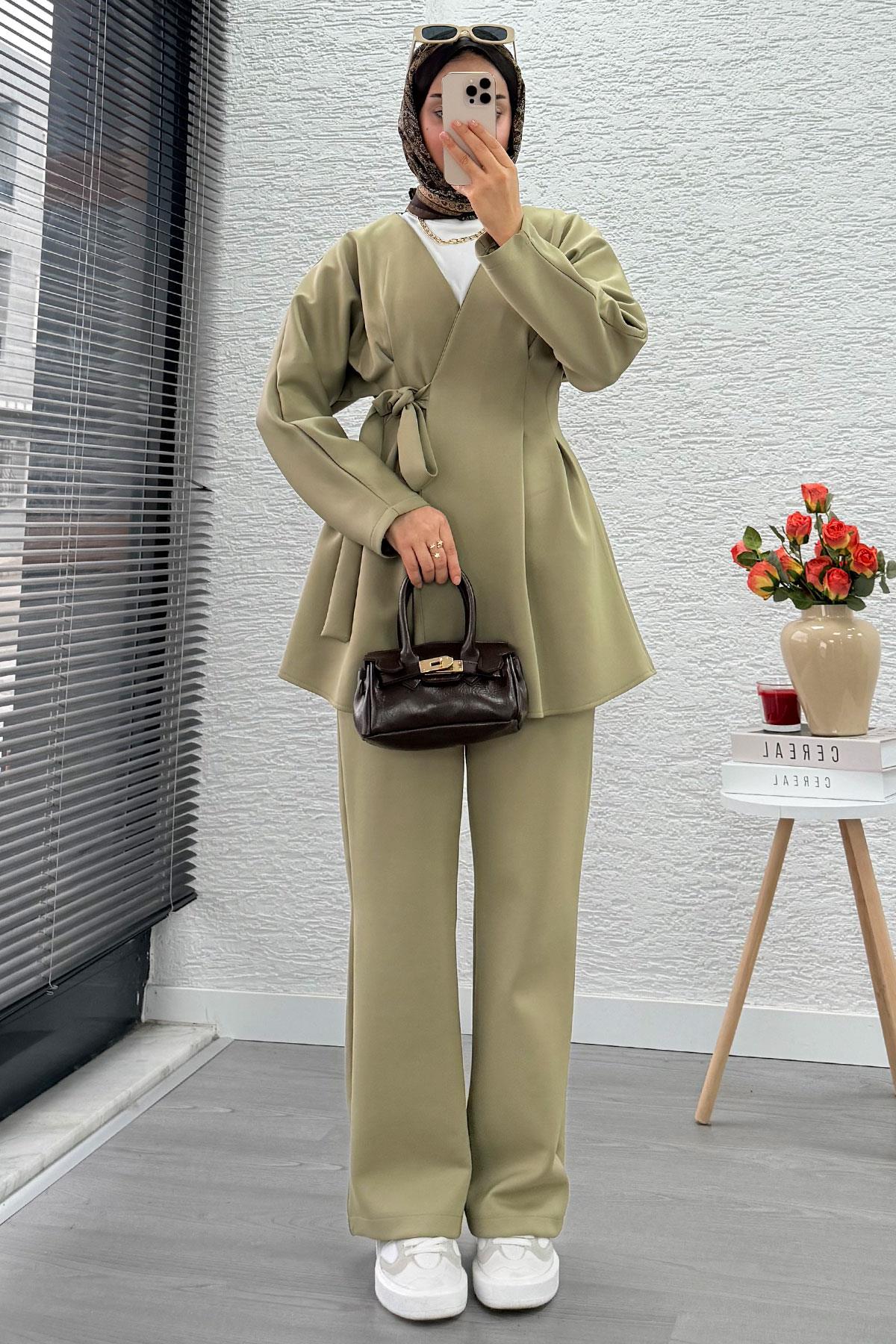 Kruvaze Yaka Pensli Tasarım Scuba Takım - Yeşil