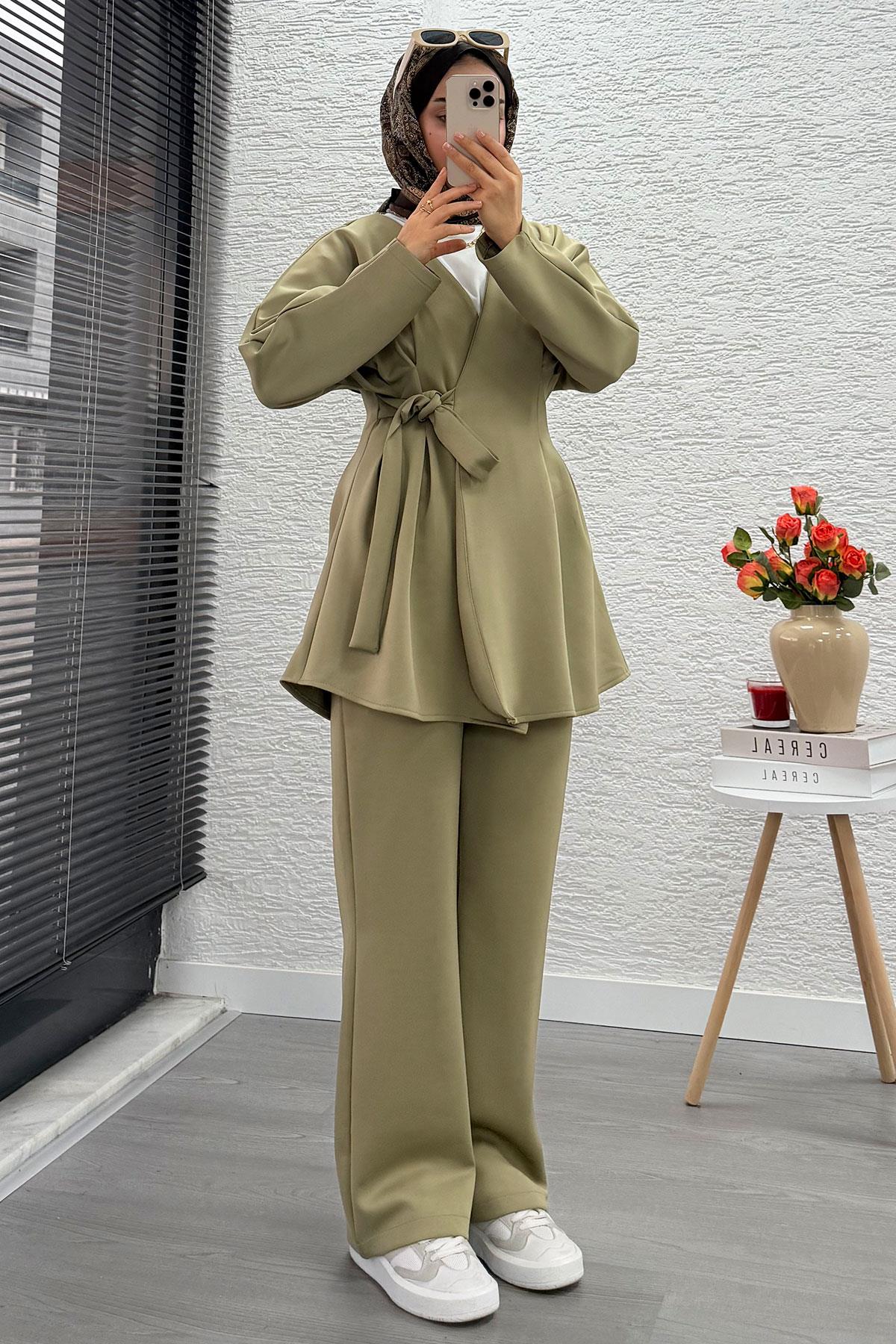 Kruvaze Yaka Pensli Tasarım Scuba Takım - Yeşil