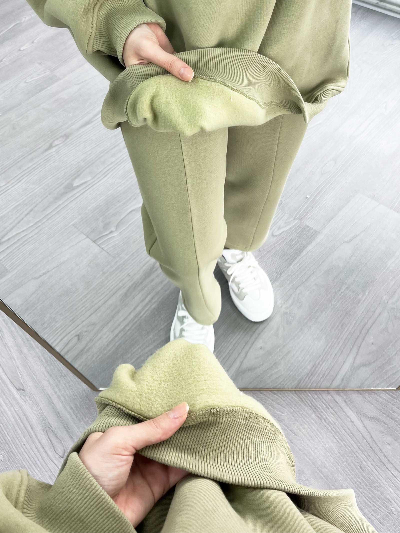 Küf Yeşili Rahat ve Şık Kadın İkili Eşofman Takımı