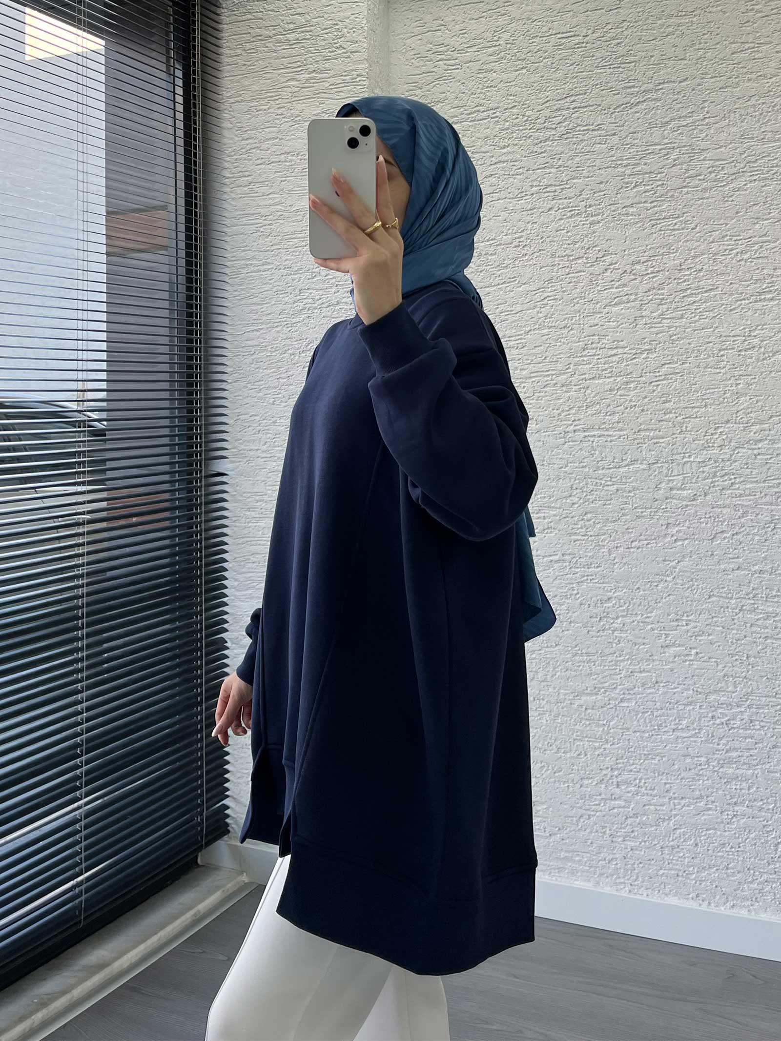 Lacivert Arka Fermuar Detaylı Oversize Sweat
