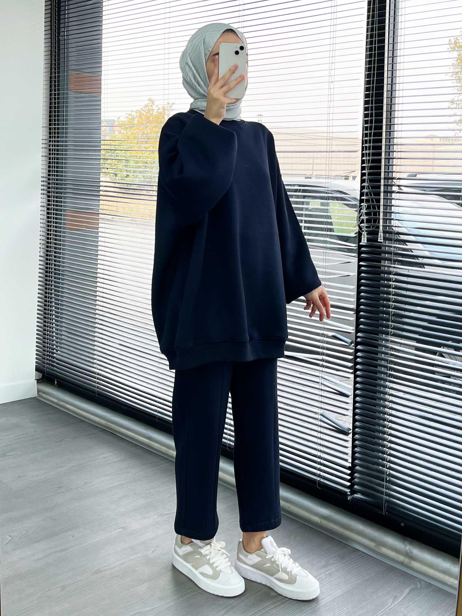 Lacivert Rahat ve Şık Kadın İkili Eşofman Takımı