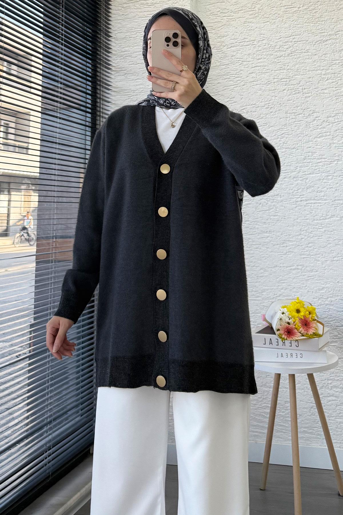 Önden Düğmeli Yumoş Kadın Hırka – Füme