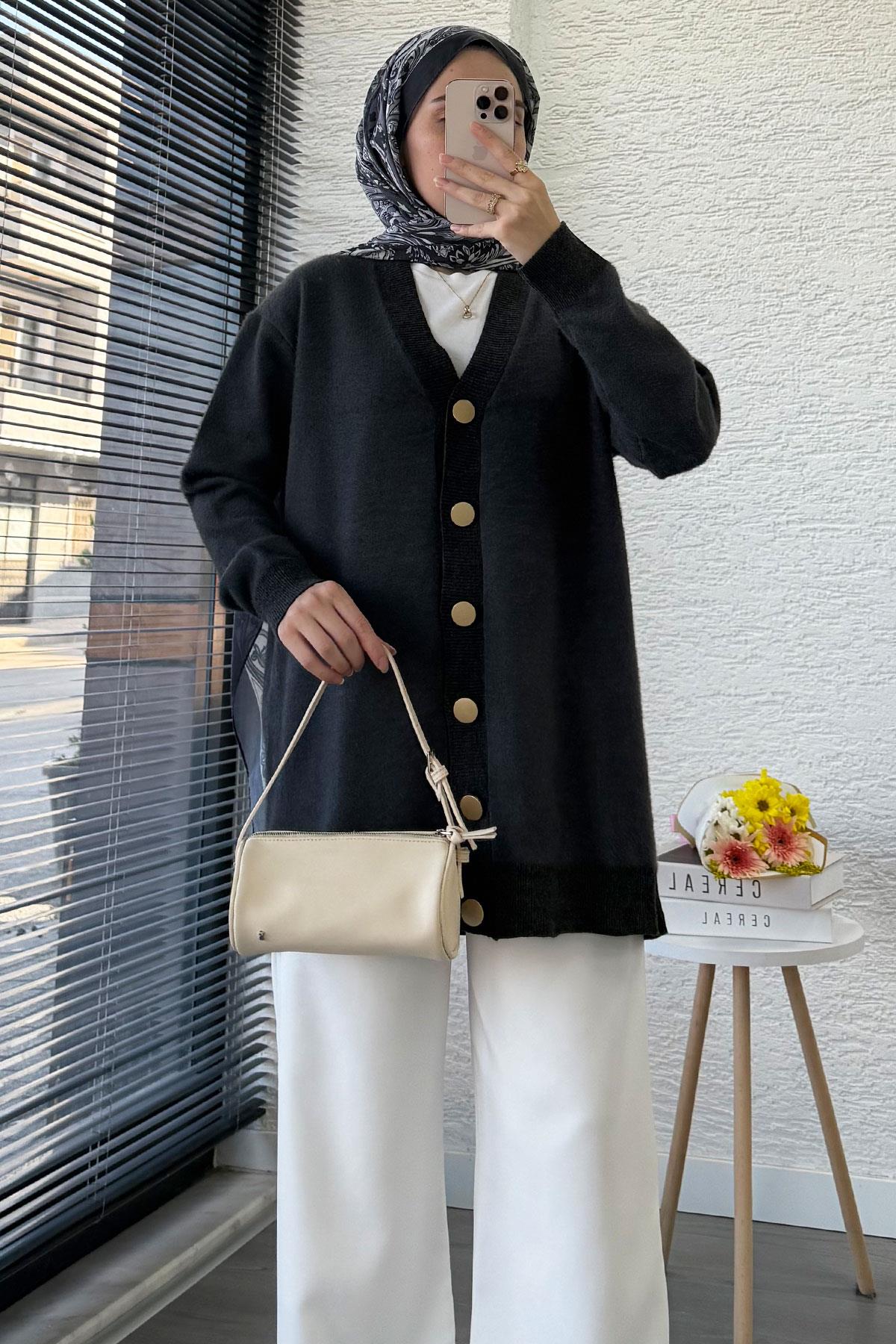 Önden Düğmeli Yumoş Kadın Hırka – Füme