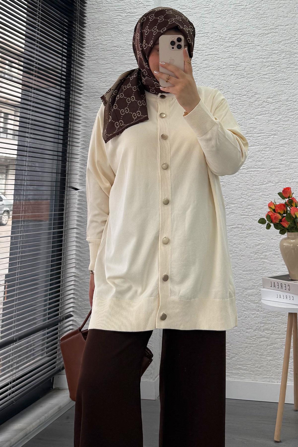 Önü Boydan Düğmeli Merserize Kadın Tunik – Ekru