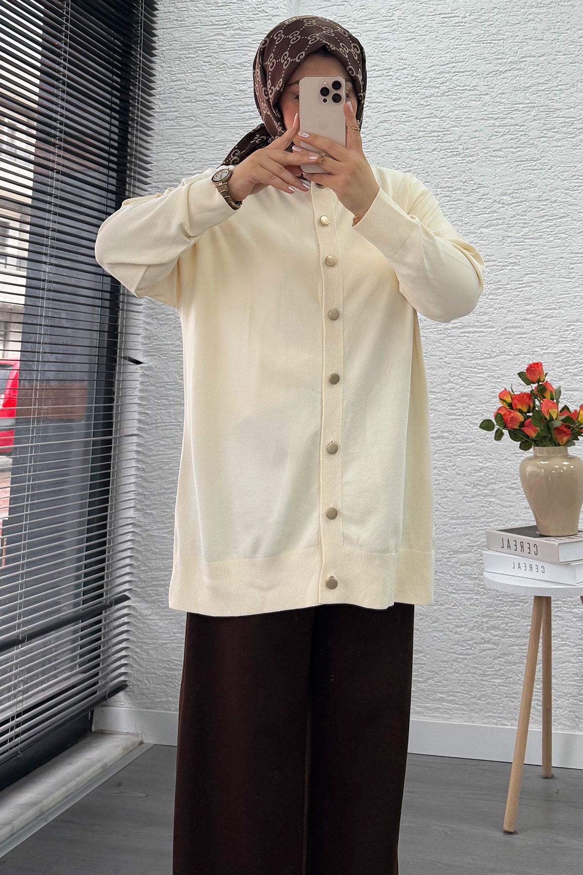 Önü Boydan Düğmeli Merserize Kadın Tunik – Ekru