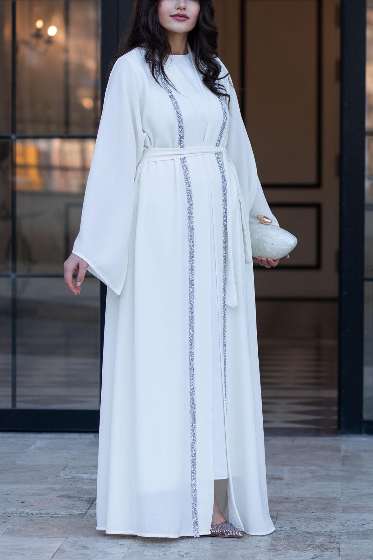 Önü Taş Şeritli Abaya-Beyaz