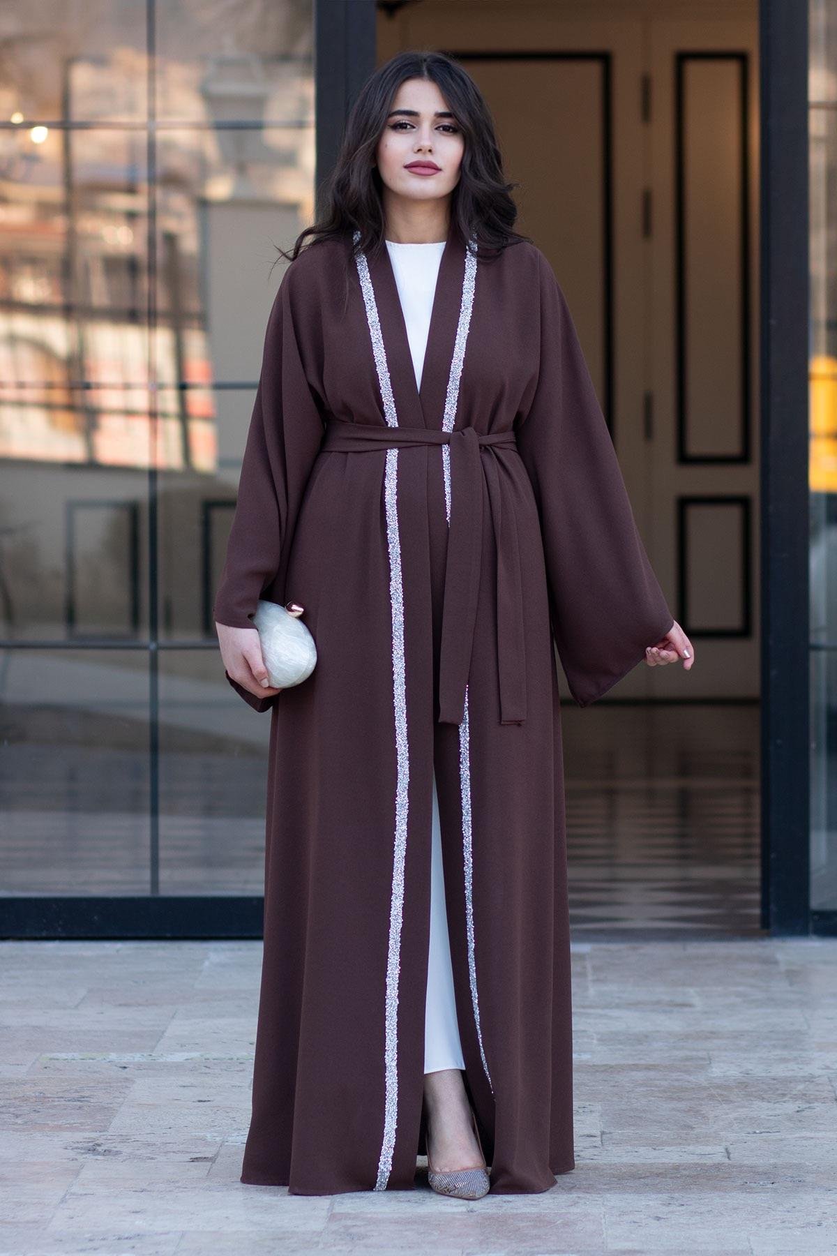 Önü Taş Şeritli Abaya-Kahverengi