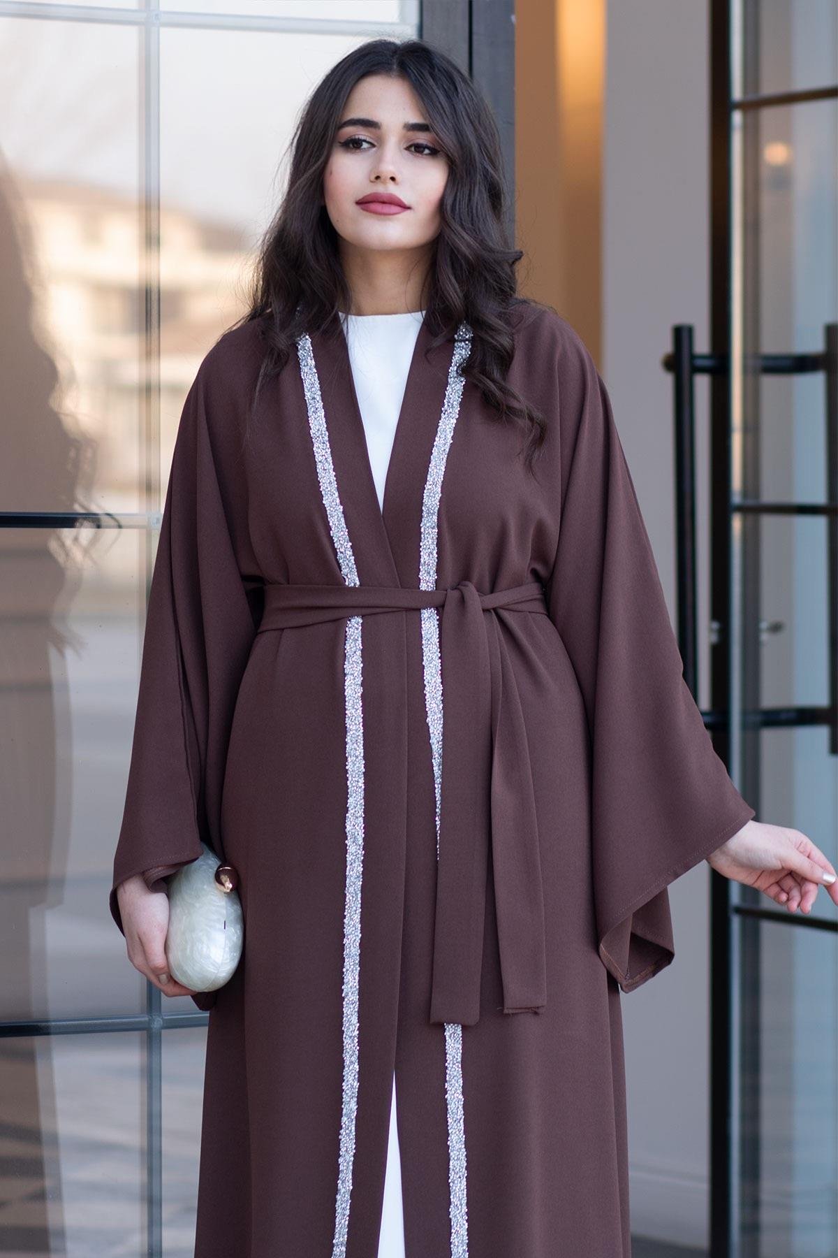 Önü Taş Şeritli Abaya-Kahverengi