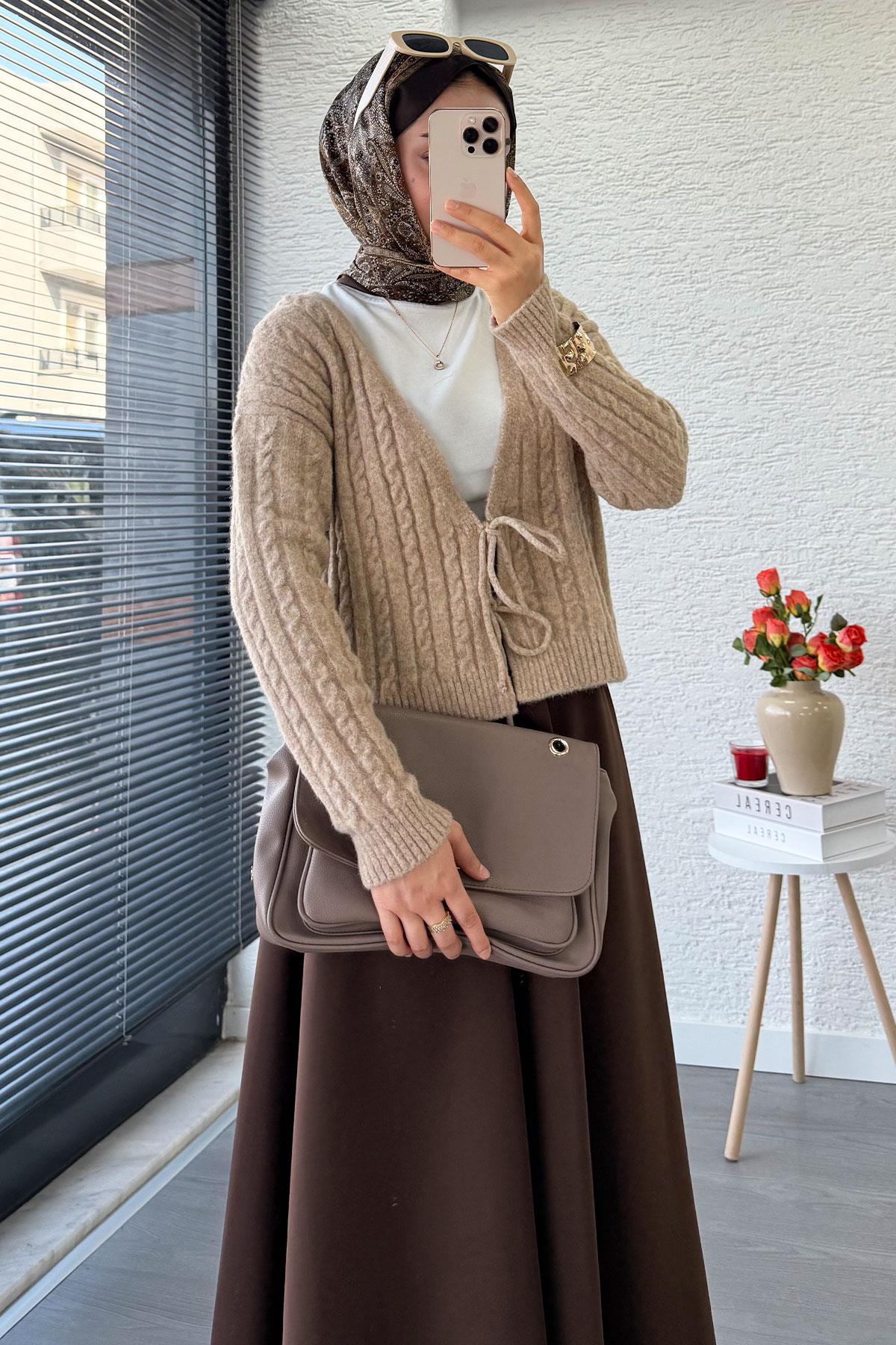 Örgü Desenli Önden Bağlamalı Kısa Triko Kimono – Vizon