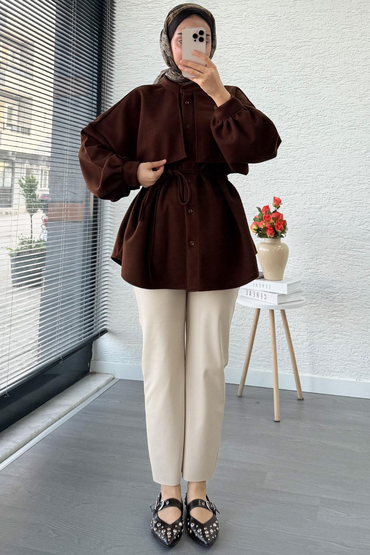 Pelerin Detaylı Önden Düğmeli Kaşe Gömlek – Kahverengi