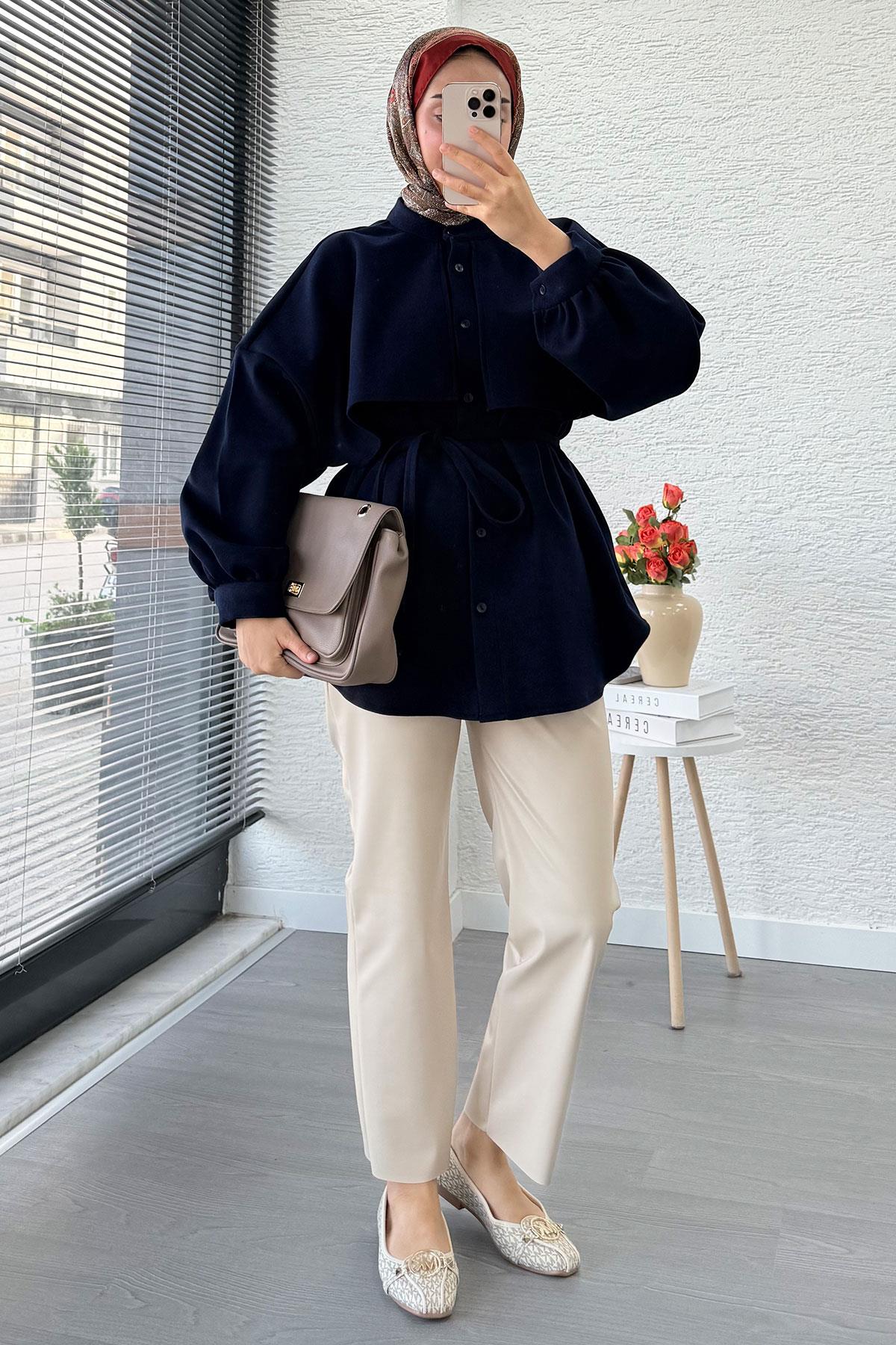 Pelerin Detaylı Önden Düğmeli Kaşe Gömlek – Lacivert