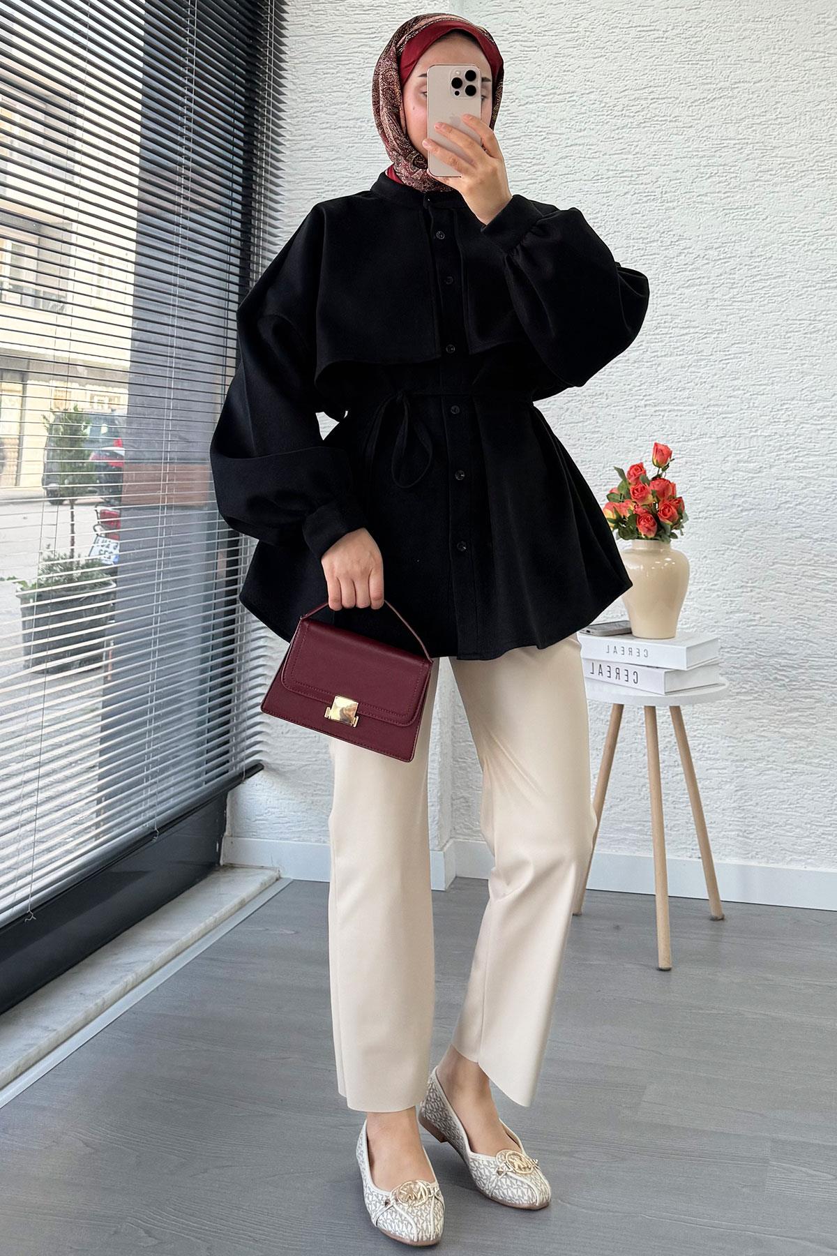 Pelerin Detaylı Önden Düğmeli Kaşe Gömlek – Siyah